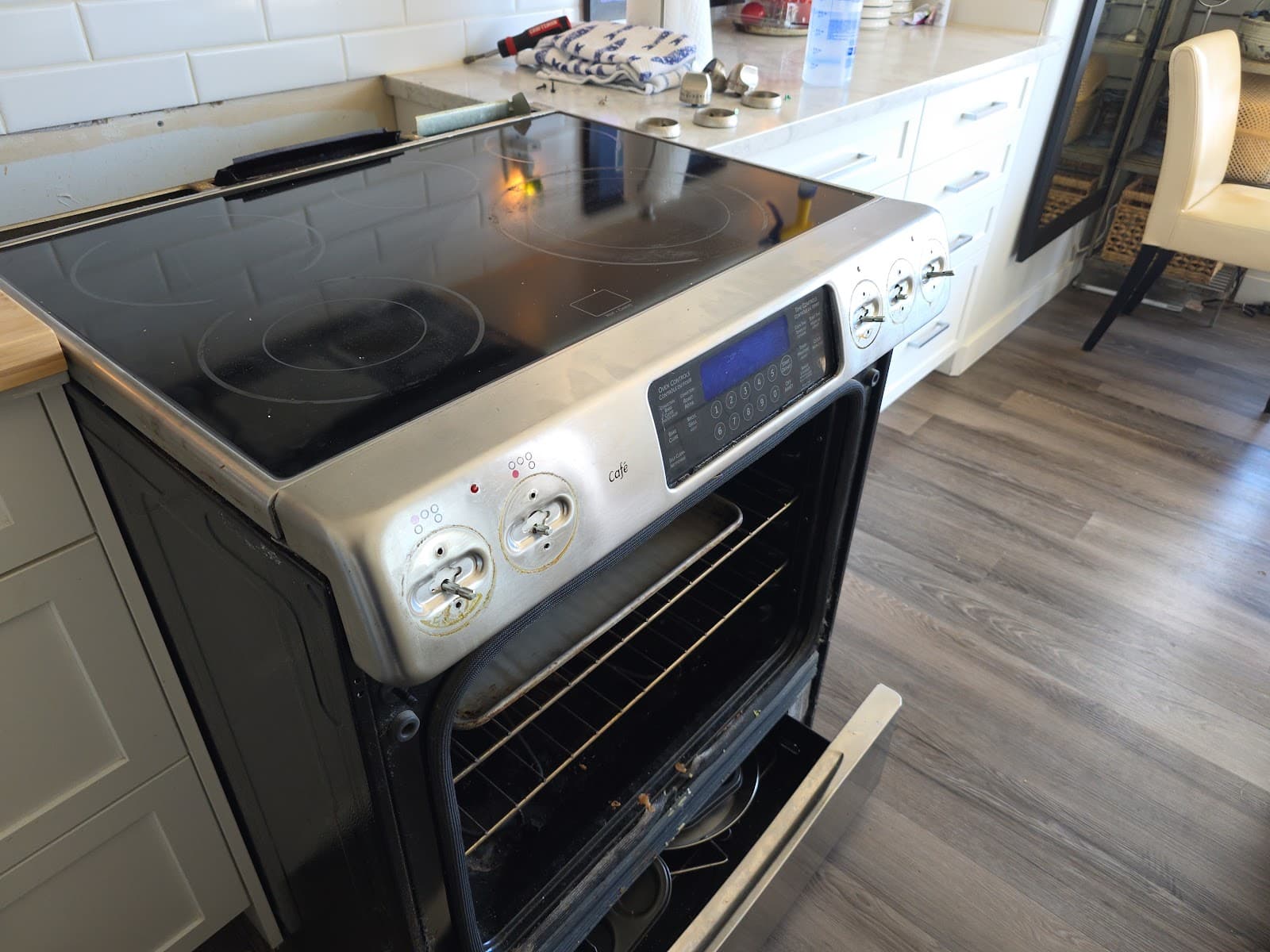 Number One Appliance Repair, appliance repair in Calgary, photo 1 of 4