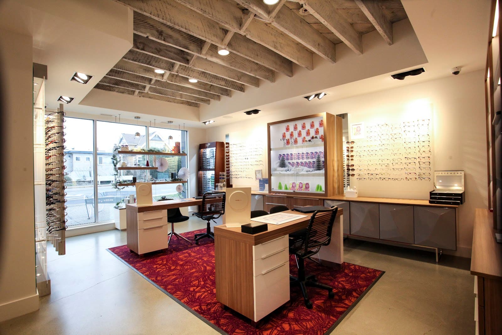 Oak Bay Optometry photo 1