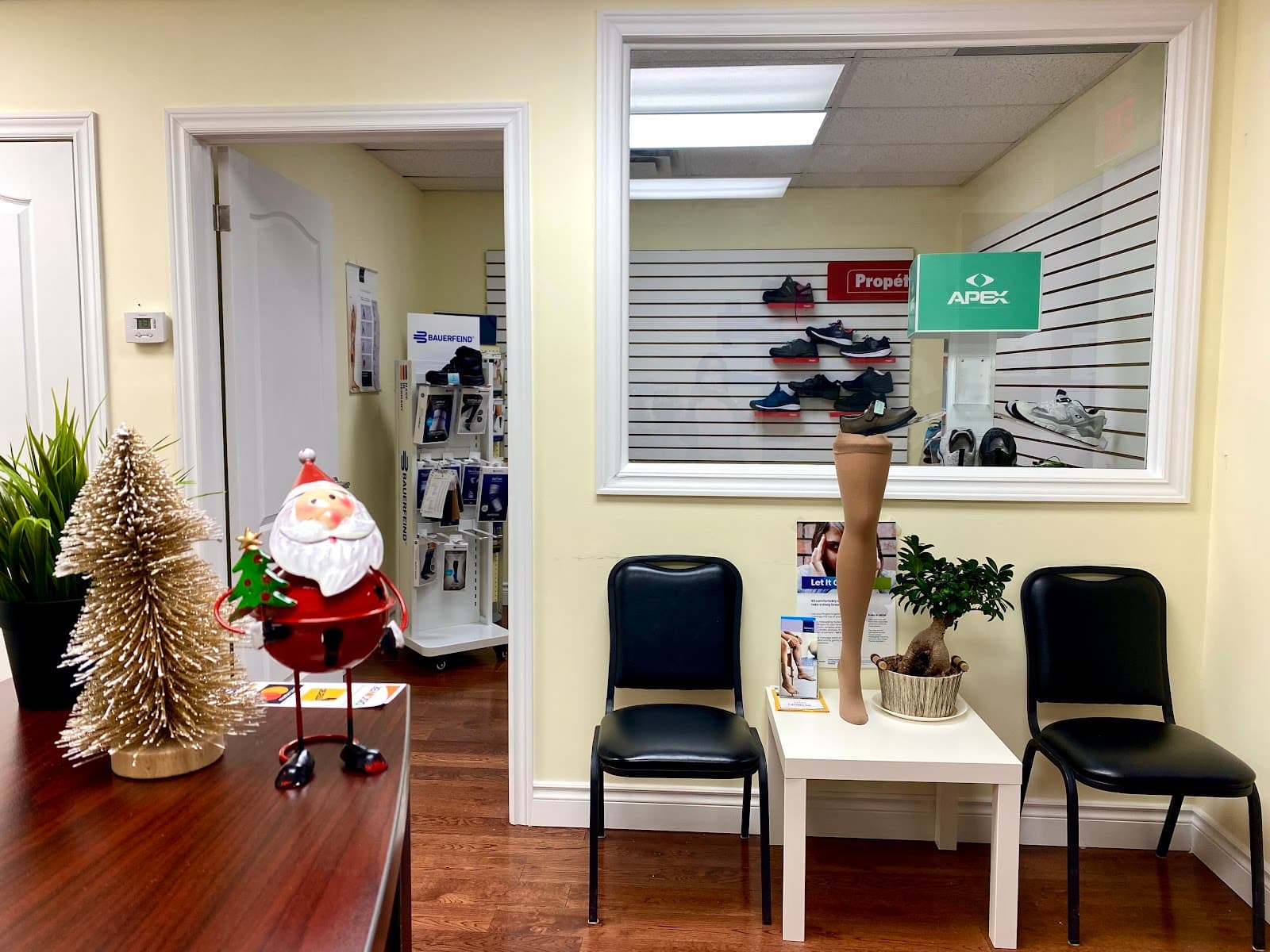 Optima Foot Clinic and Orthotics Center, podiatry & foot care in Richmond Hill, photo 4