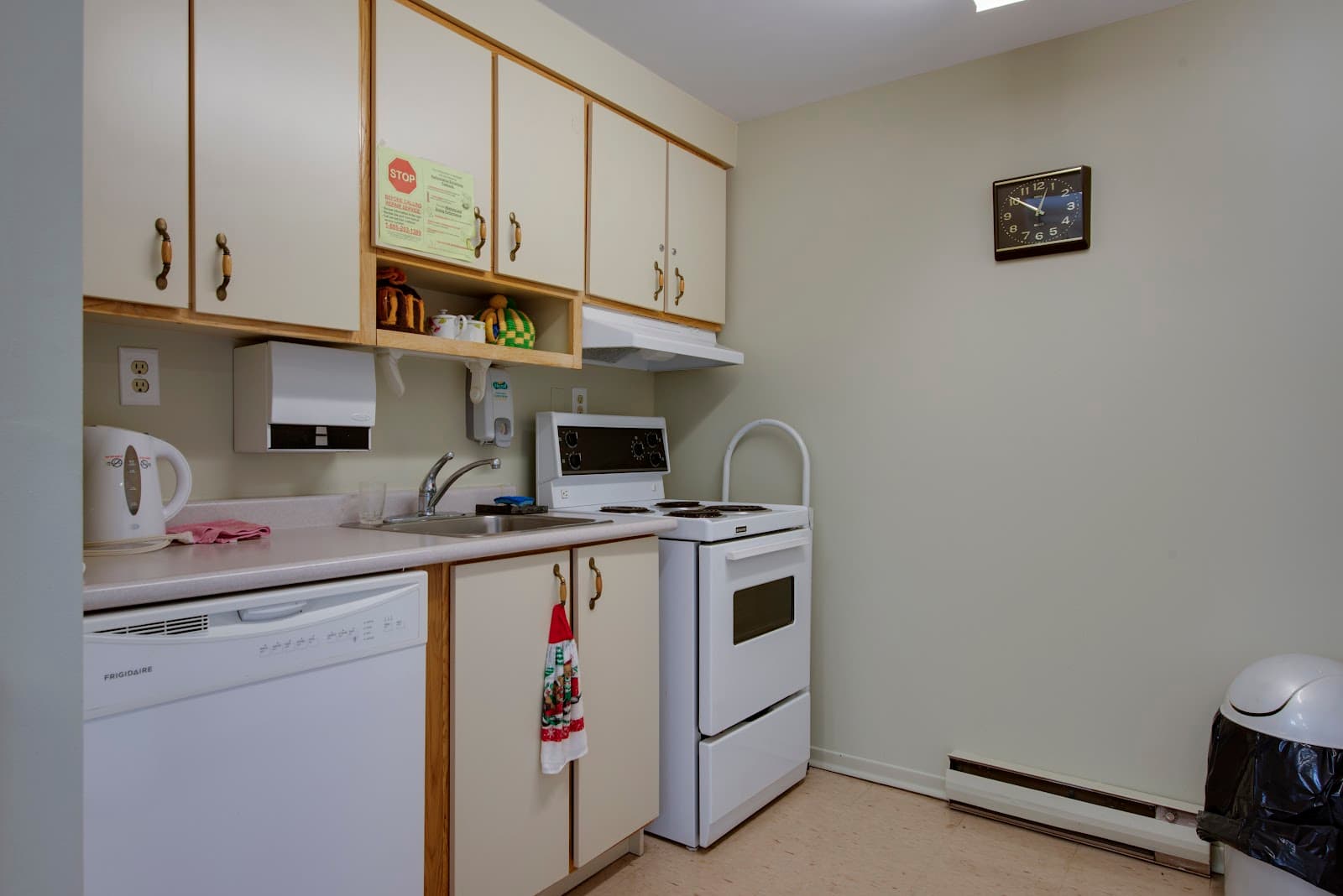 Orchard Heights Place photo 2