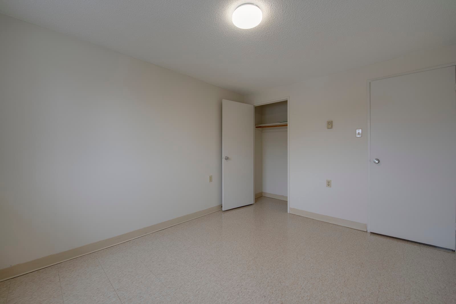 Orchard Heights Place photo 3