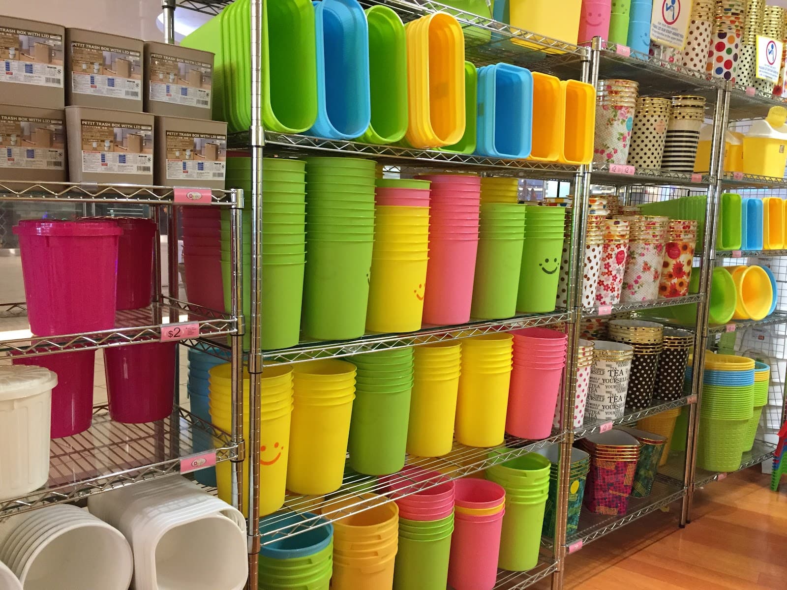 OUT OF CHAOS, professional organizing solutions photo 3