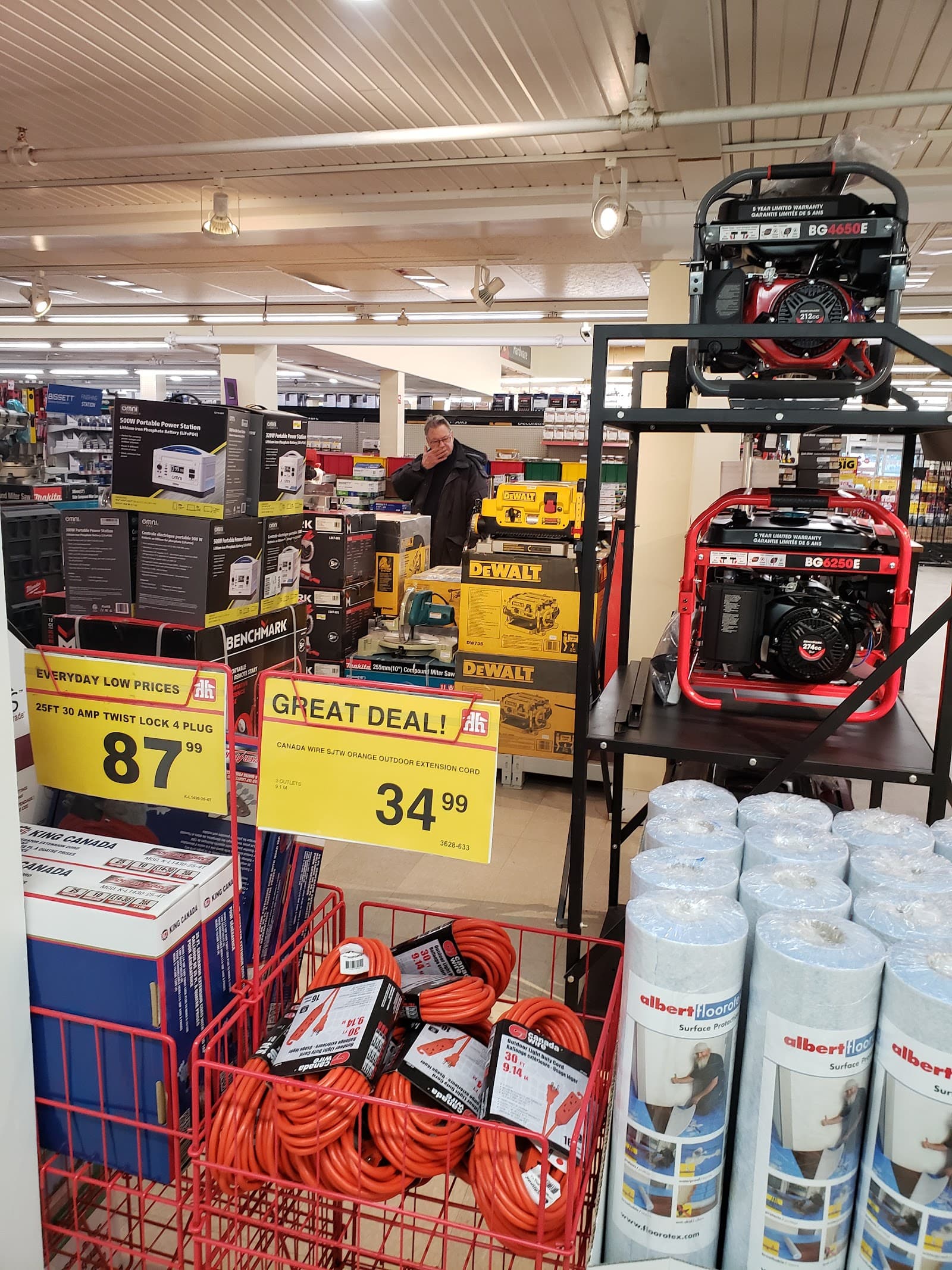 Payzant Home Hardware Building Centre photo 6