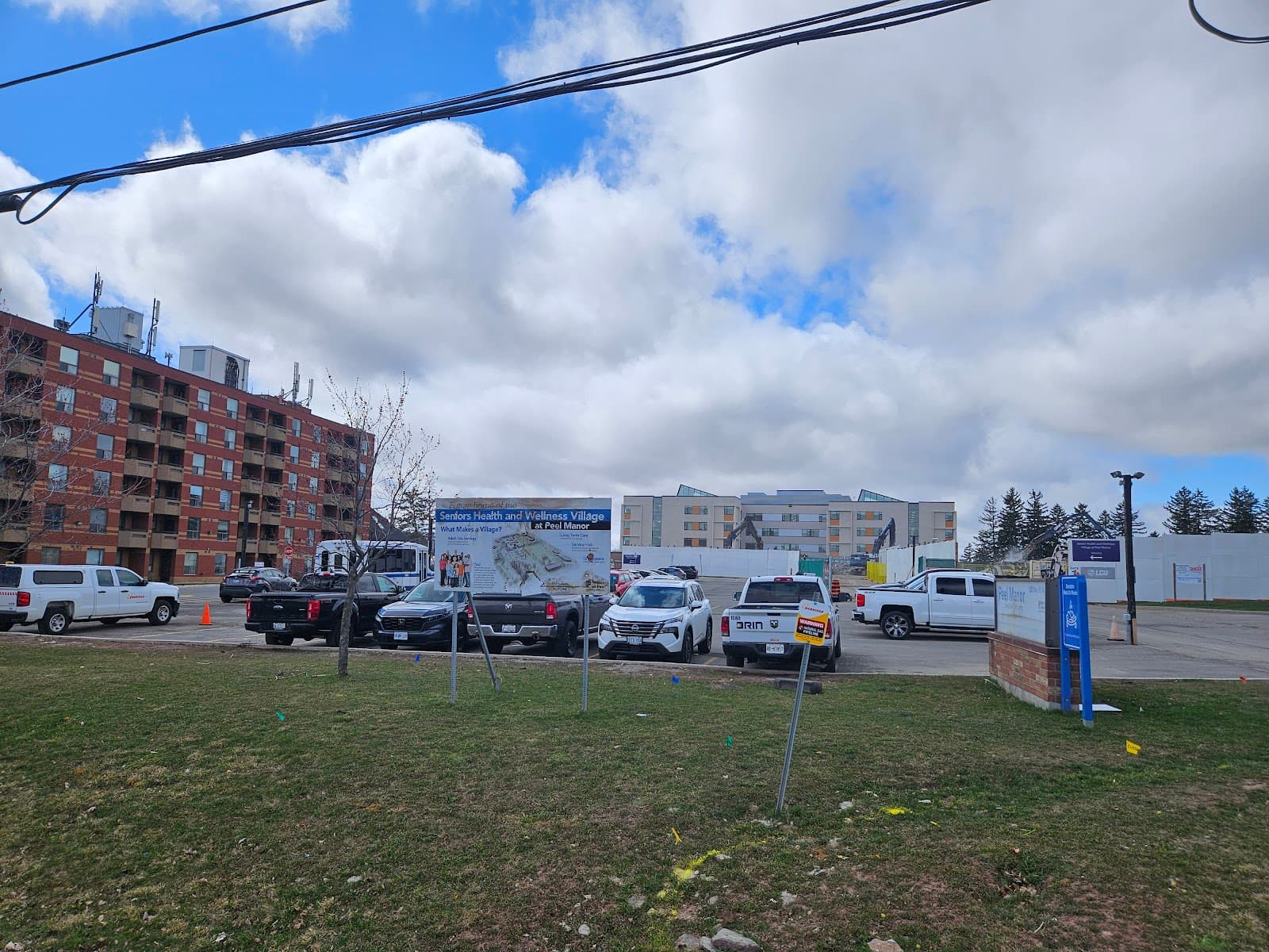 Peel Manor Long Term Care Home photo 1 of 4