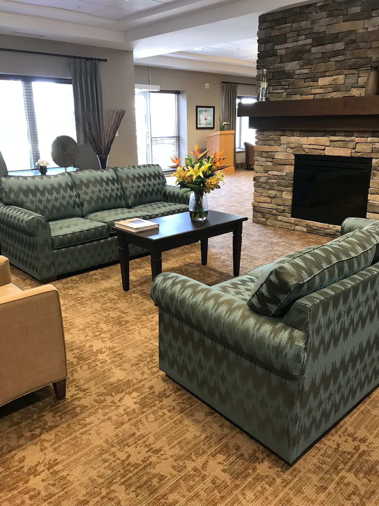 peopleCare Oakcrossing Long-Term Care photo 2