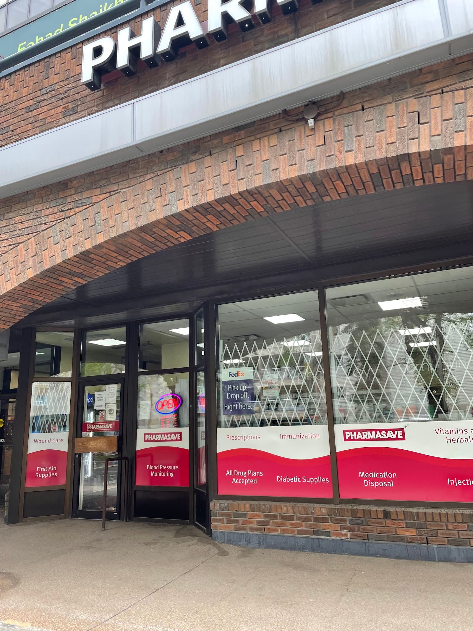 Pharmasave Garneau photo 5