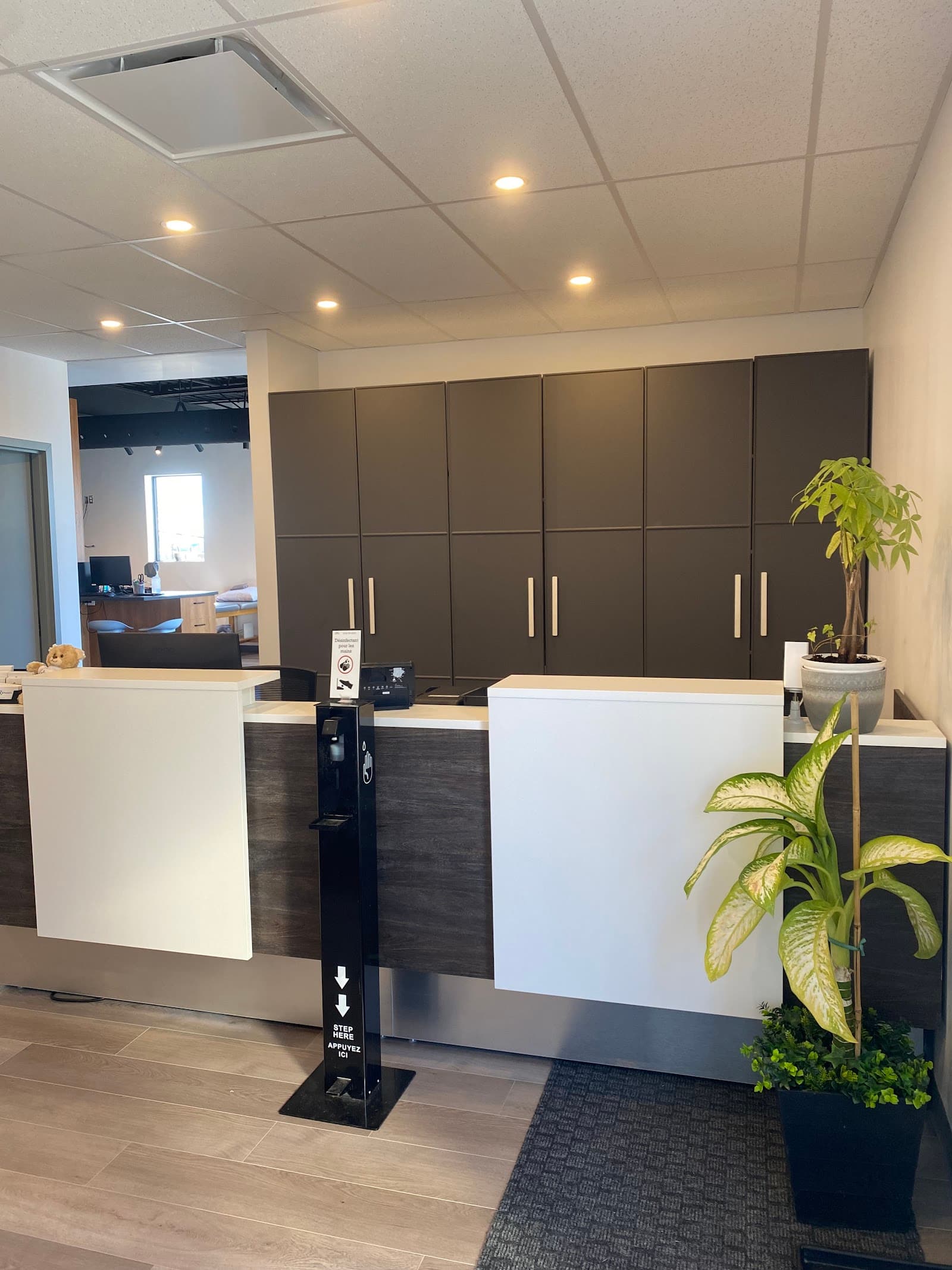 PhysioFix Anjou & St-Leonard photo 3