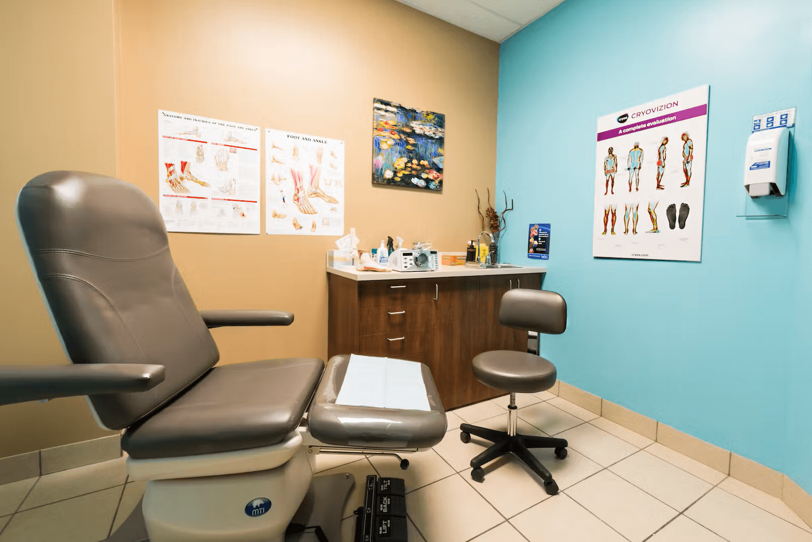 PiedRéseau - NDG Podiatry Clinic - Clinique Podiatrique NDG photo 4
