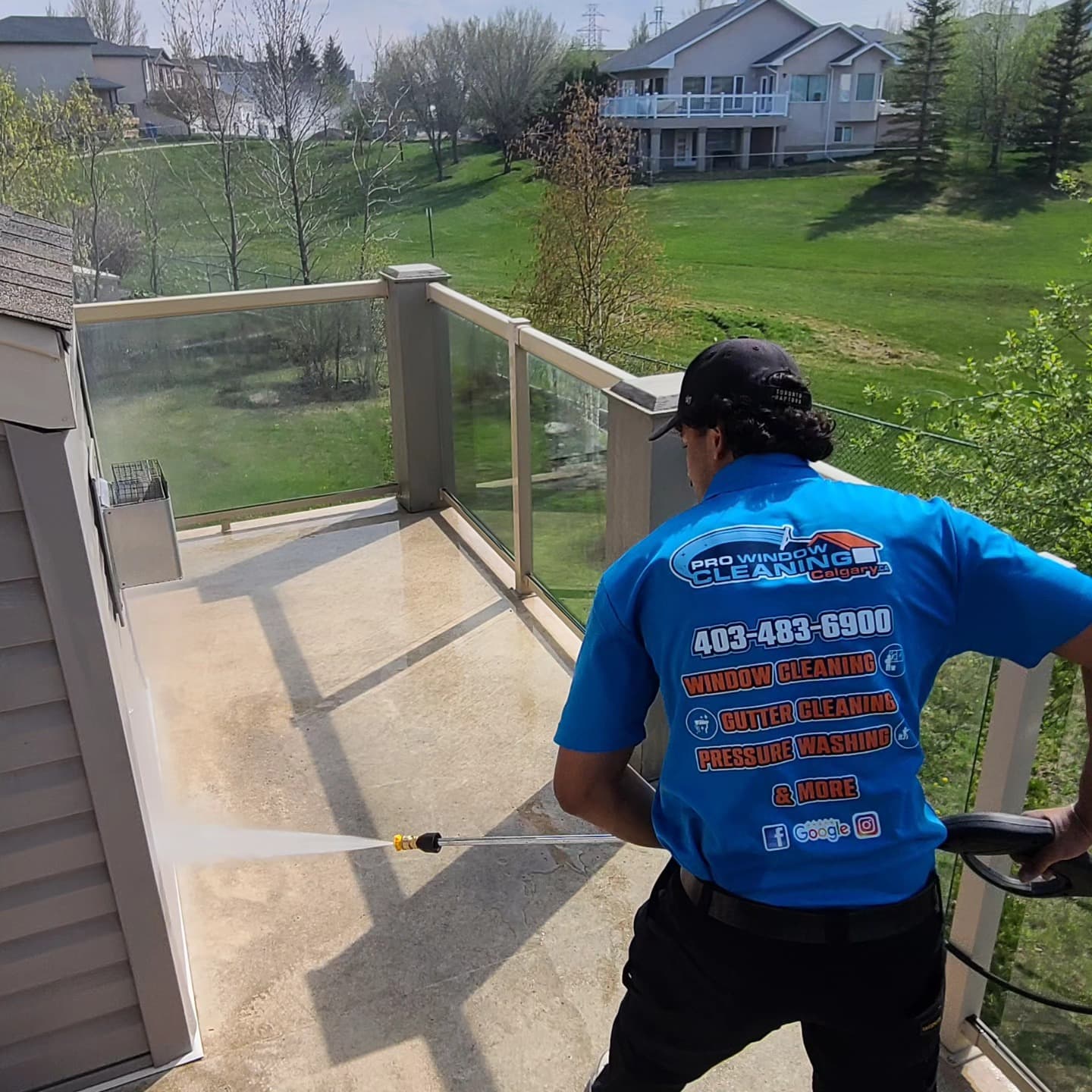 Pro Window Cleaning Calgary, eavestrough cleaning in Calgary, photo 3