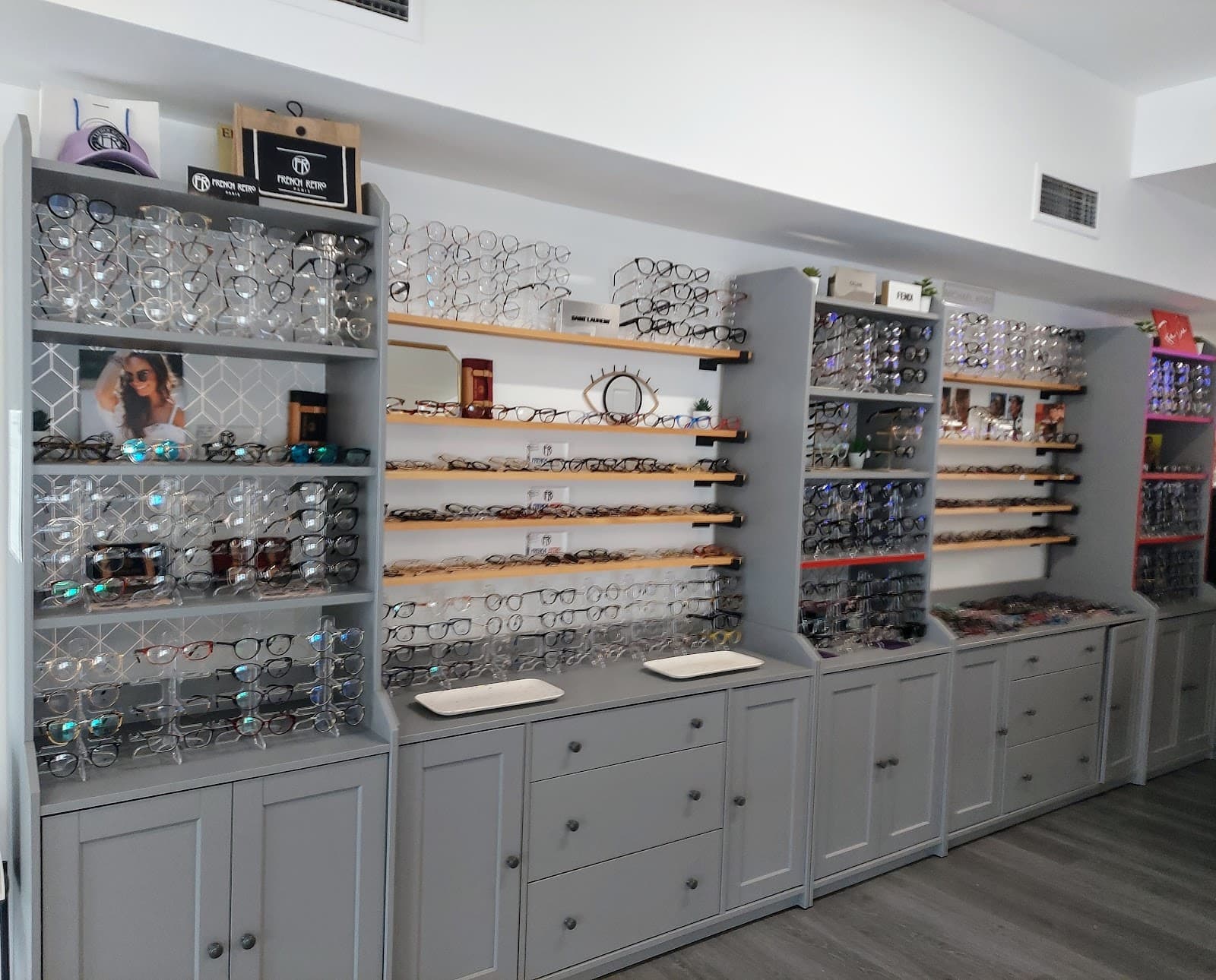 QUEEN OPTIQUE photo 5