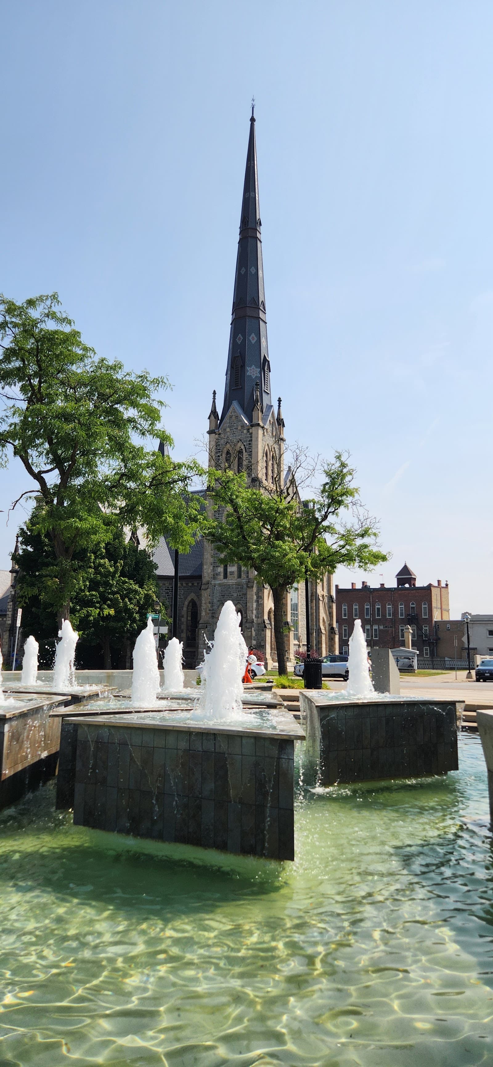 Queen's Square photo 1 of 4
