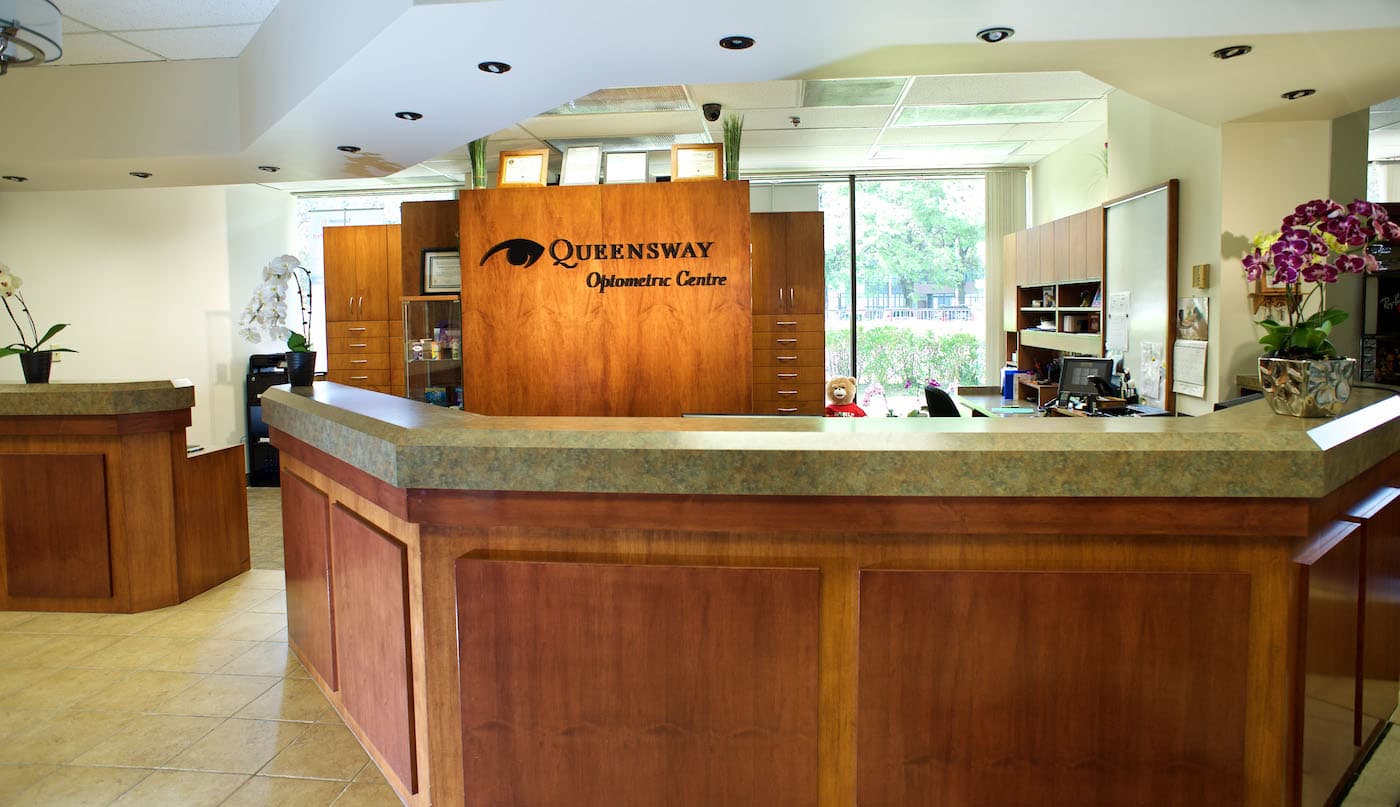 Queensway Optometric Centre photo 4
