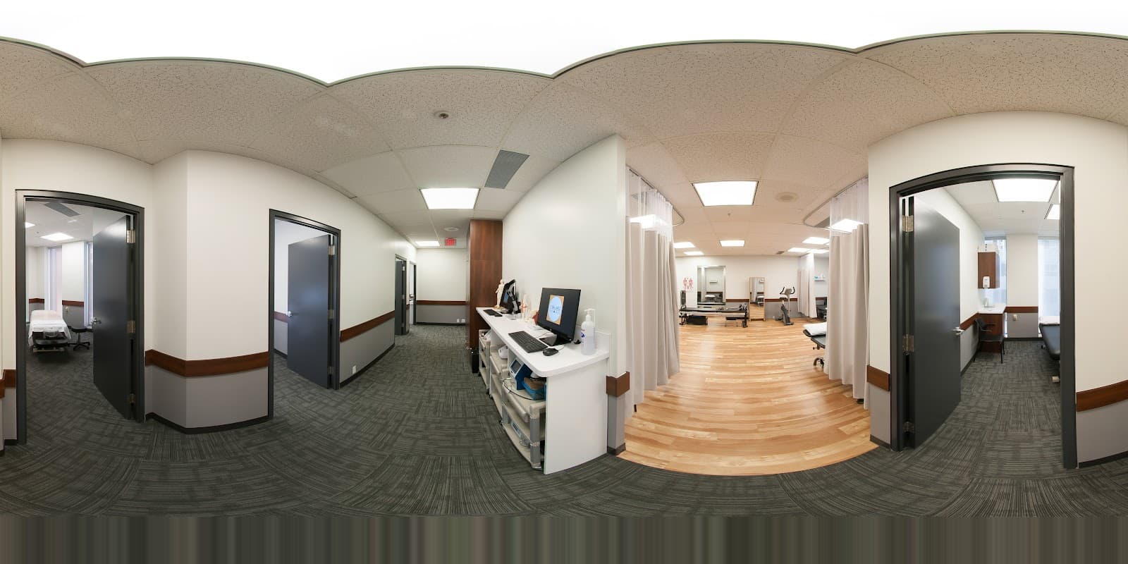 Rebalance Sports Medicine Physiotherapy & Chiropractic Downtown Toronto photo 2