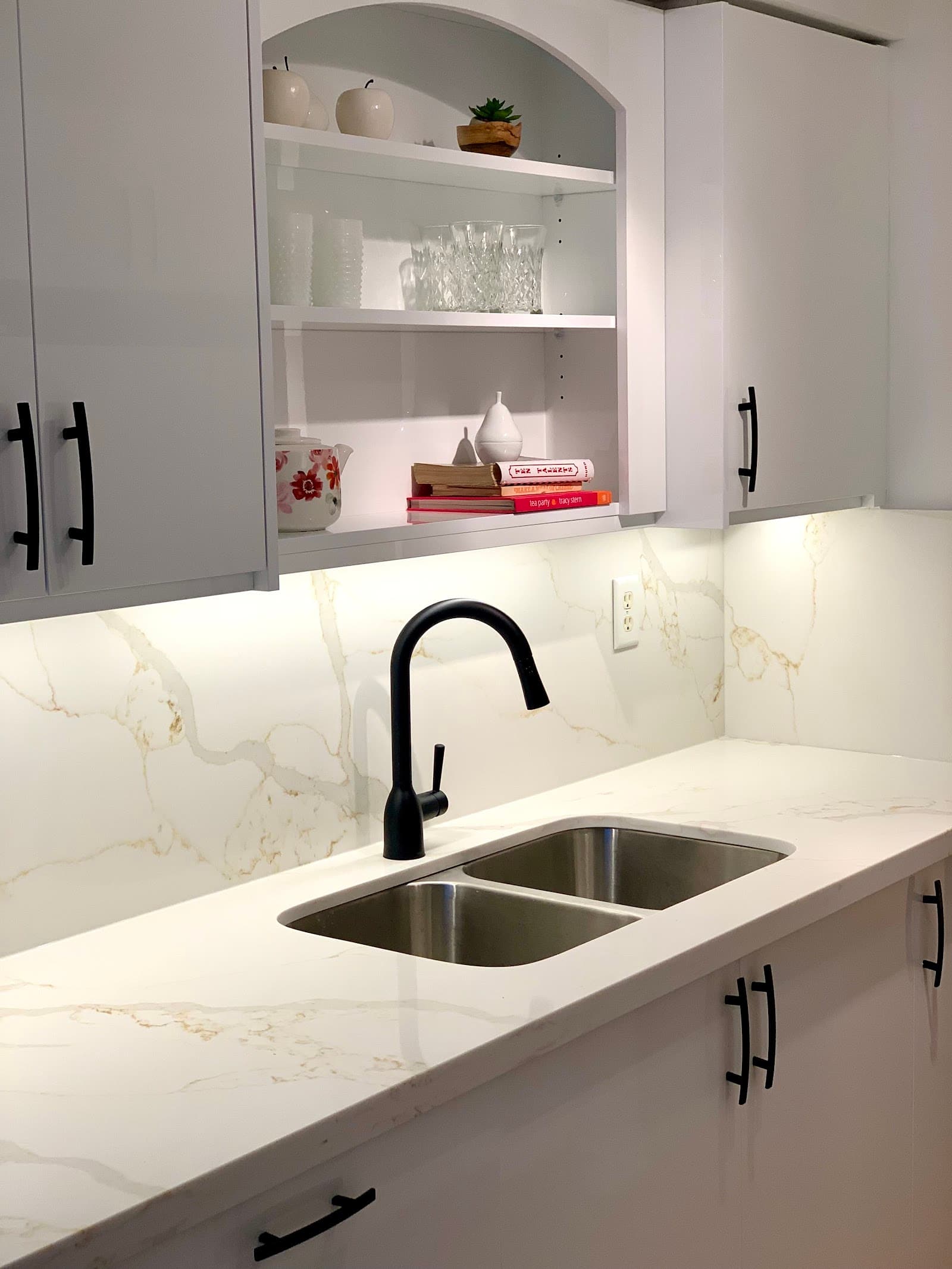 renoWOW! - Bathroom, Kitchen & Basement Renovation Contractor Toronto photo 3