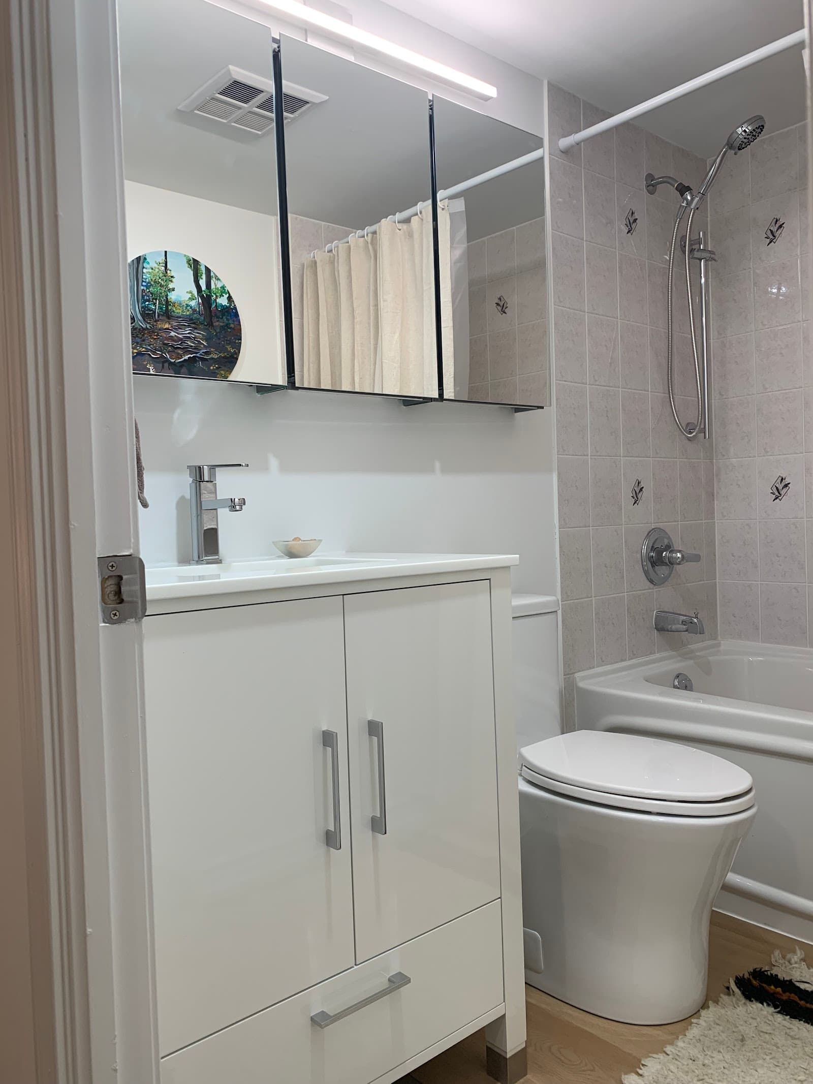 renoWOW! - Bathroom, Kitchen & Basement Renovation Contractor Toronto photo 4