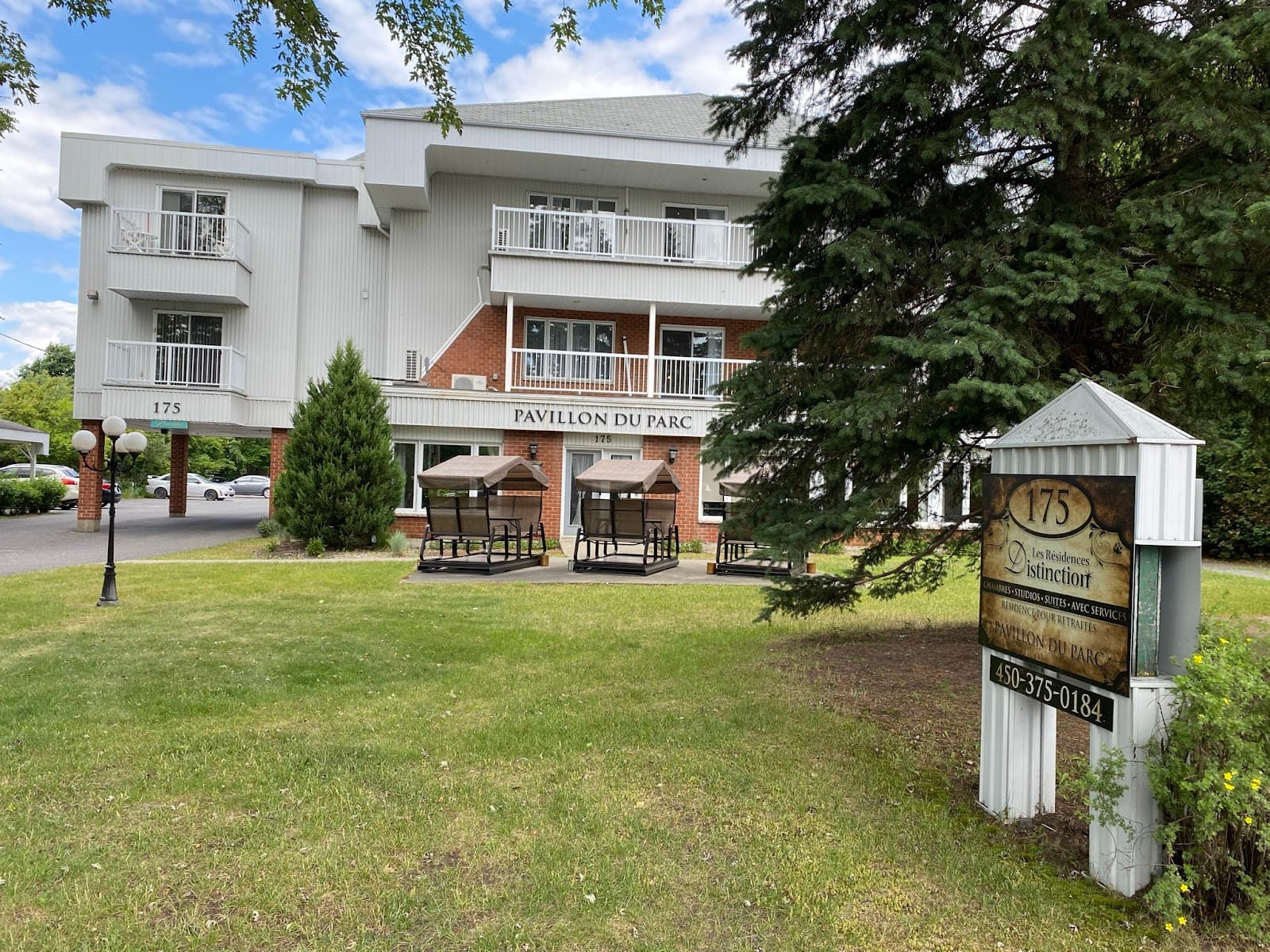 Residence Du Parc photo 1 of 4