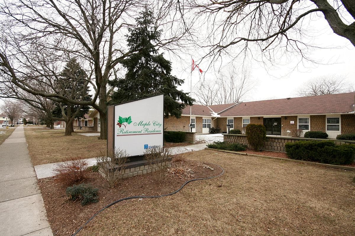 Maple City Residence, retirement home in Chatham