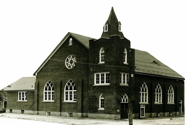 Maple Lodge Retirement Home, retirement home in Simcoe