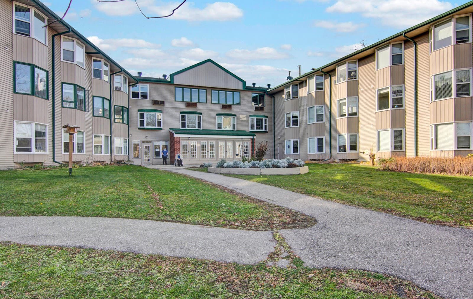 William Place, retirement home in Lindsay