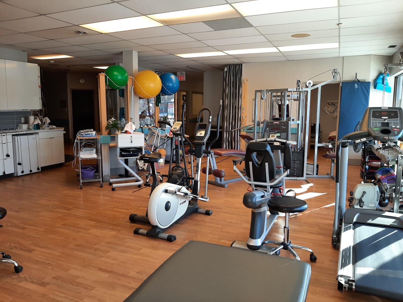 River East Physiotherapy & Sports Fitness Clinic photo 2