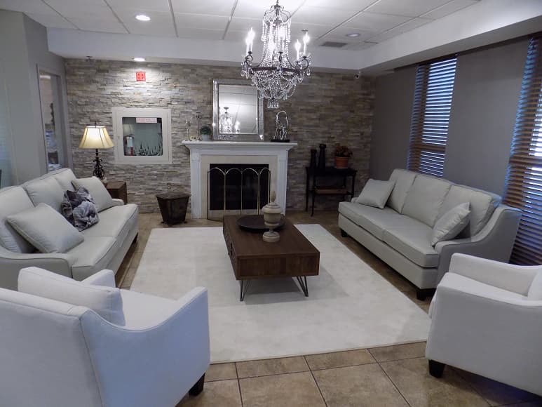 River Road Retirement Residence photo 1