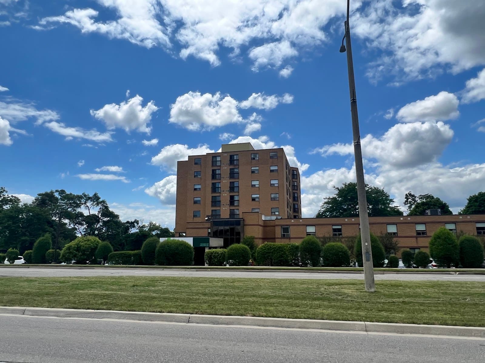 Riverbend Place Retirement Residence photo 1 of 4