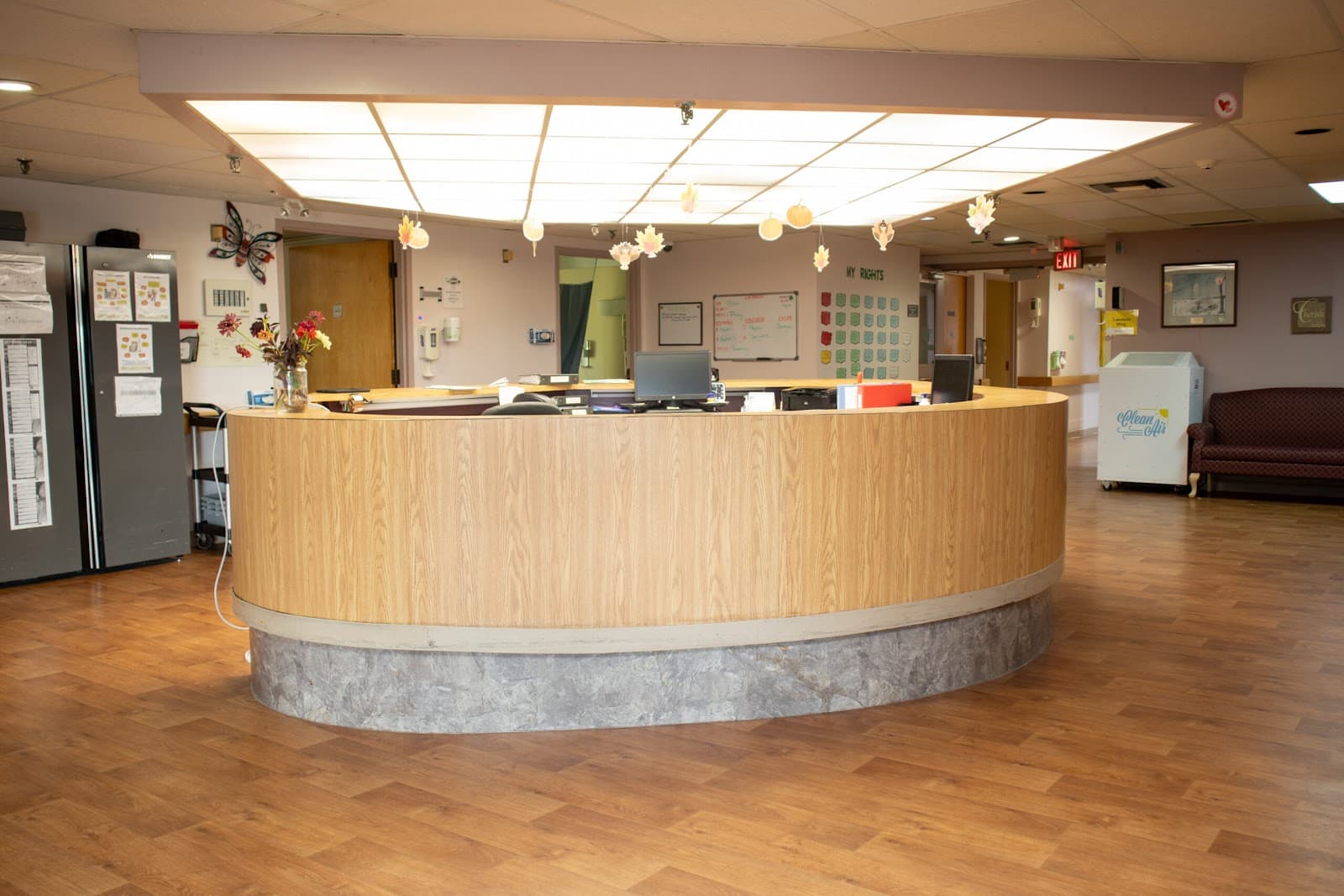 Riverview Manor photo 2