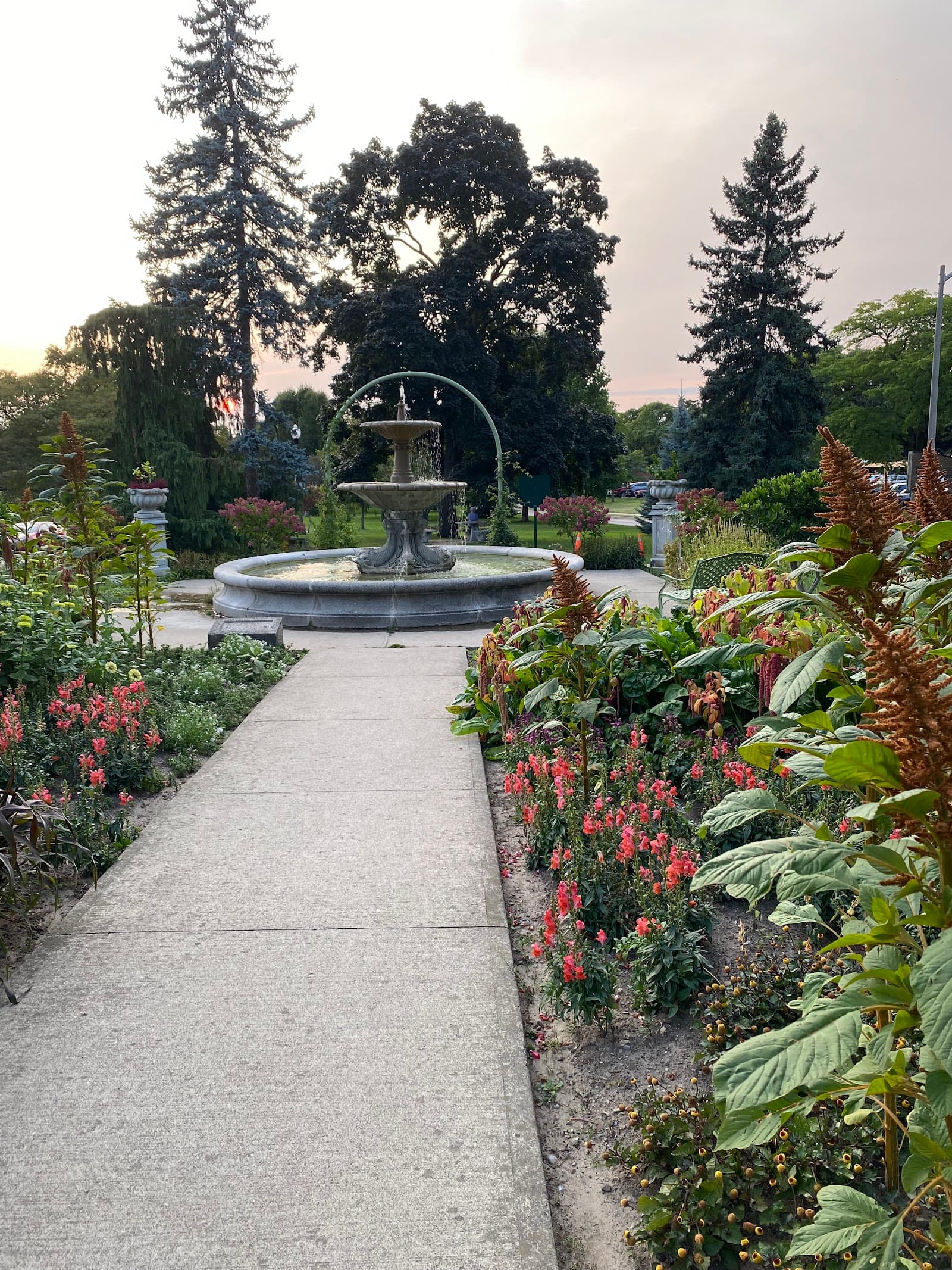 Rockway Gardens photo 2