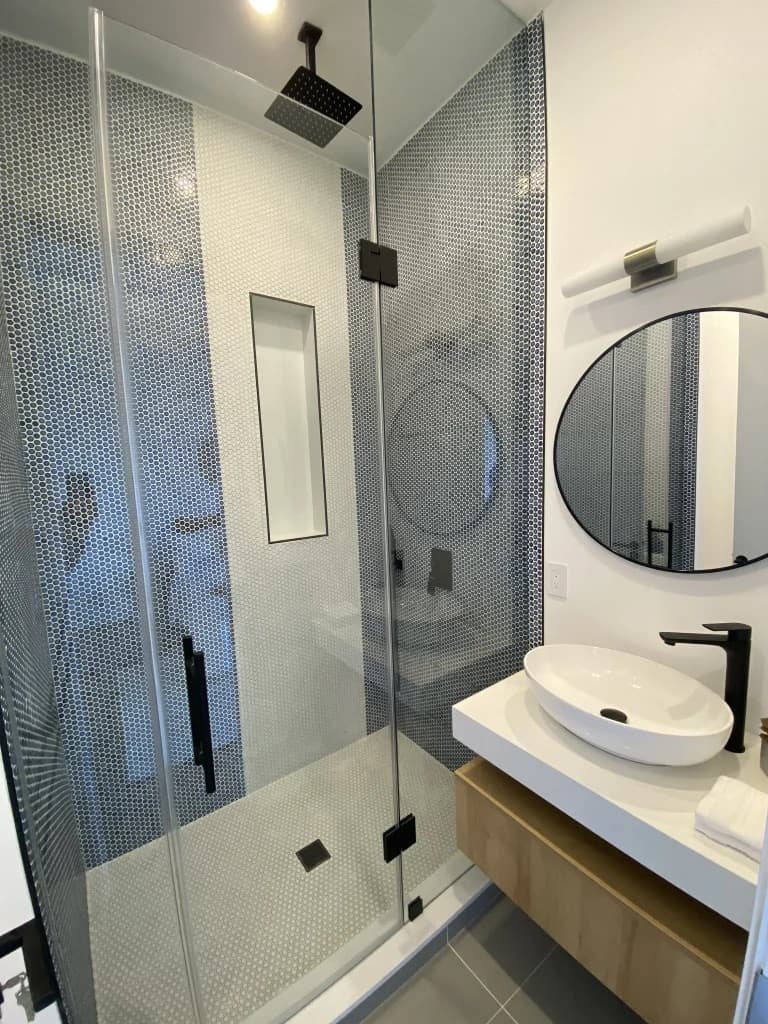 Rose Valley Bathroom Renovation Mississauga photo 3