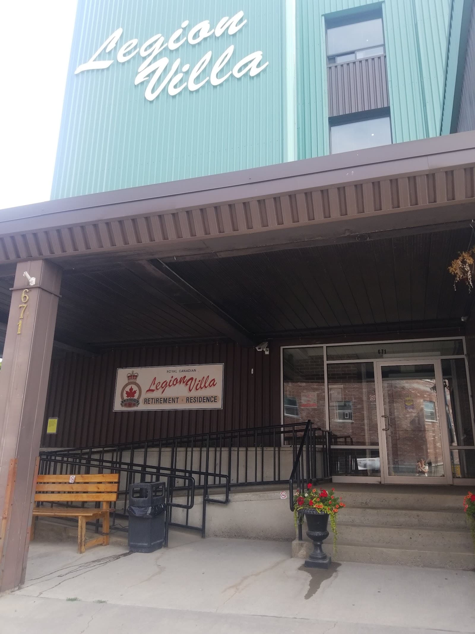 Royal Canadian Legion Villa photo 2