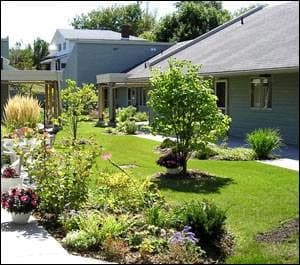 Royal Gardens Retirement Residence photo 2