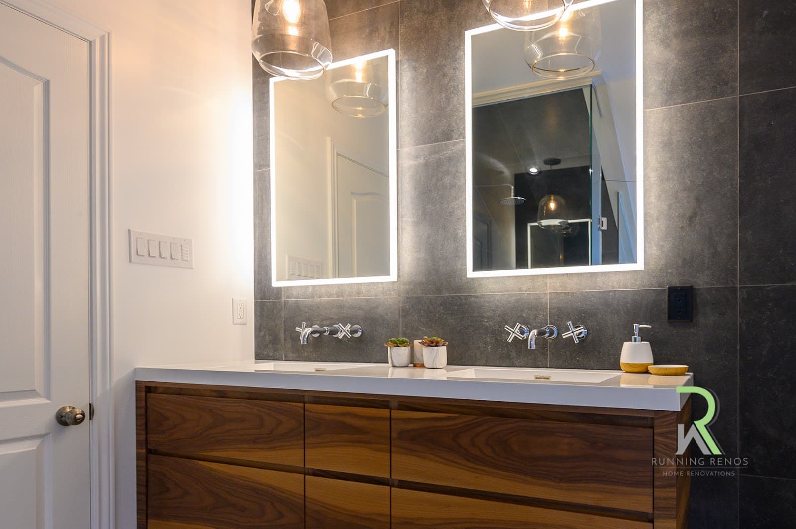 Running Renos