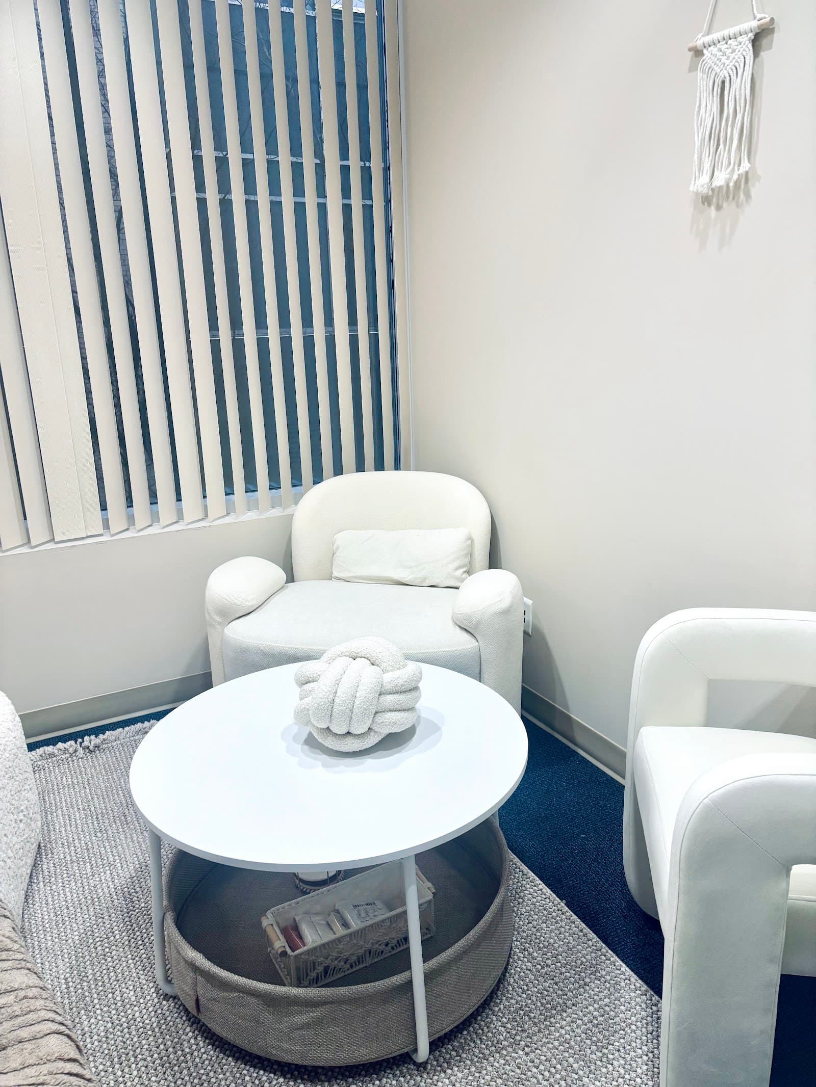 S.P.W.C. Surrey Psychotherapy and Wellness Centre Ltd. photo 2