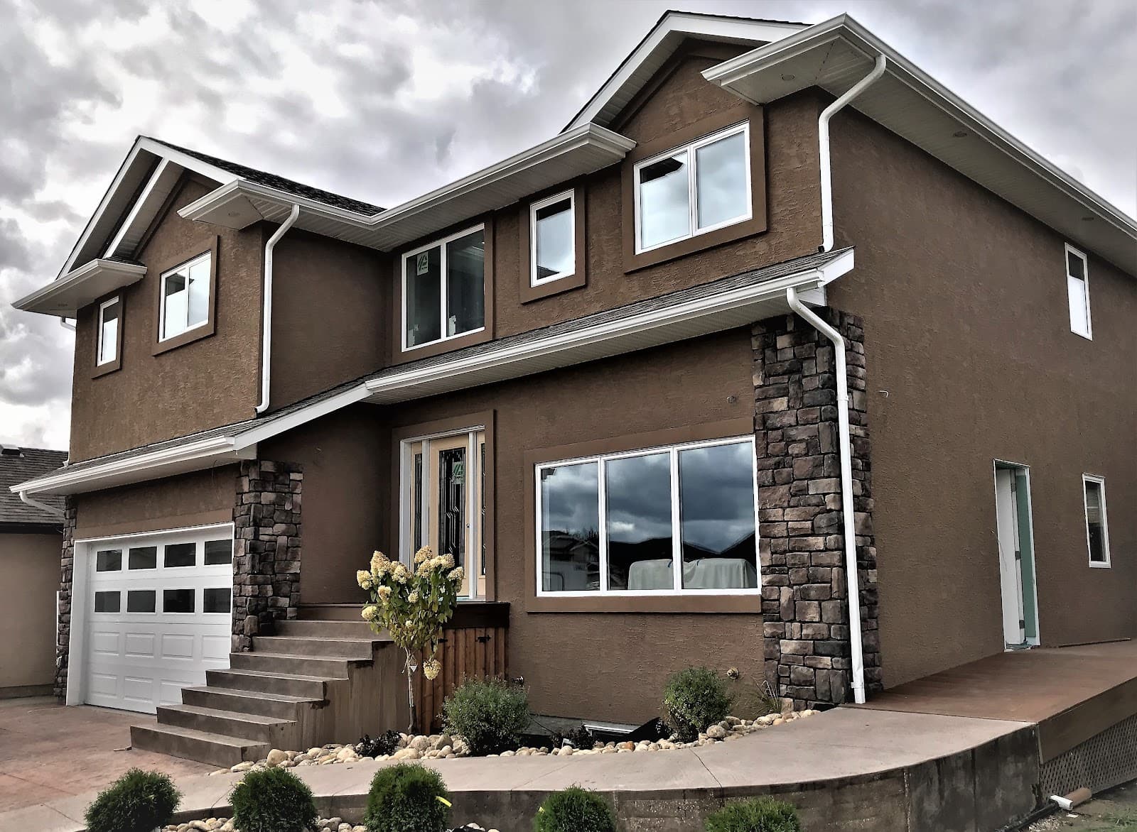 saskatoon shines care home photo 1 of 4
