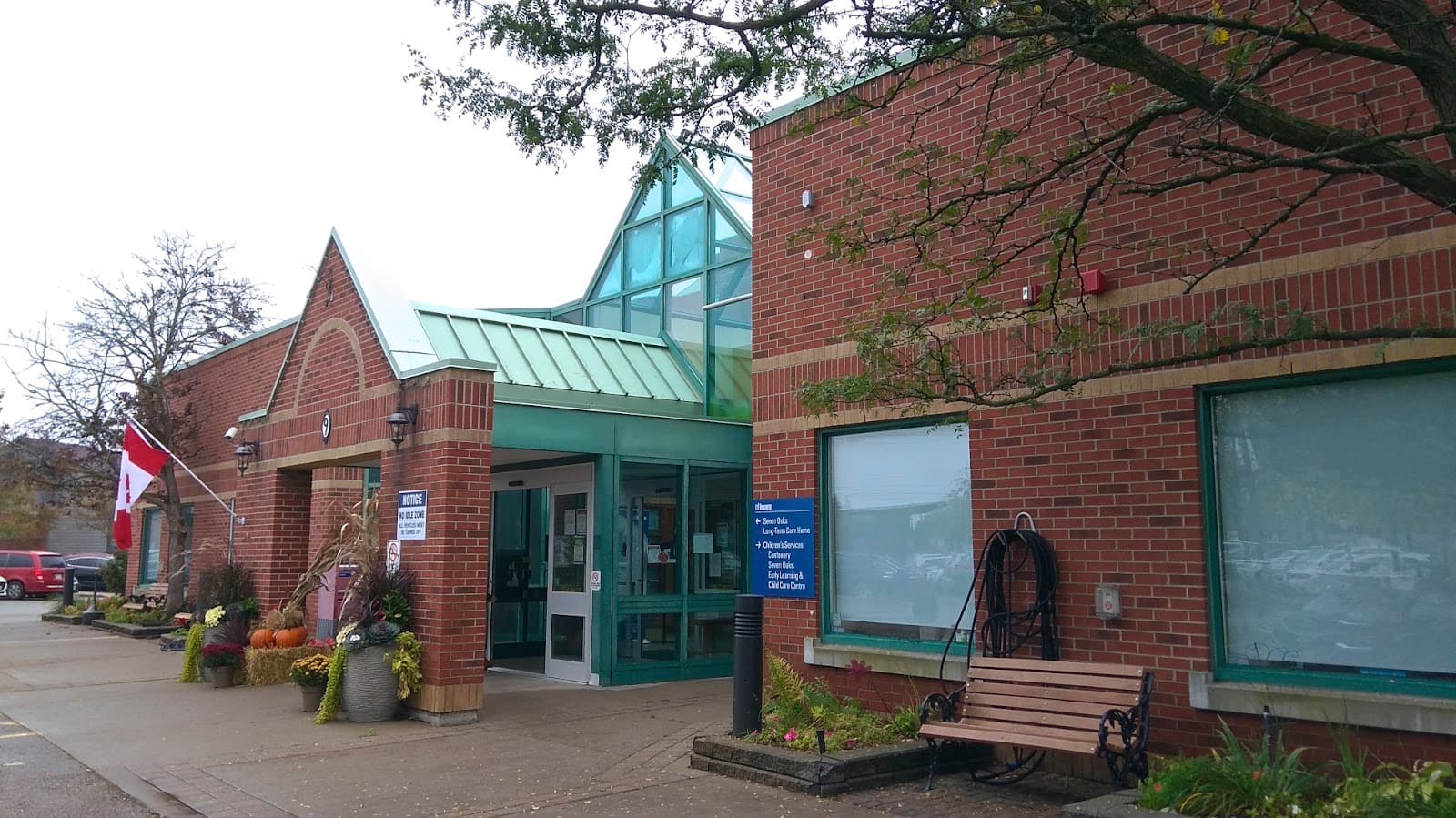 Seven Oaks Long-Term Care Home (City of Toronto) photo 3