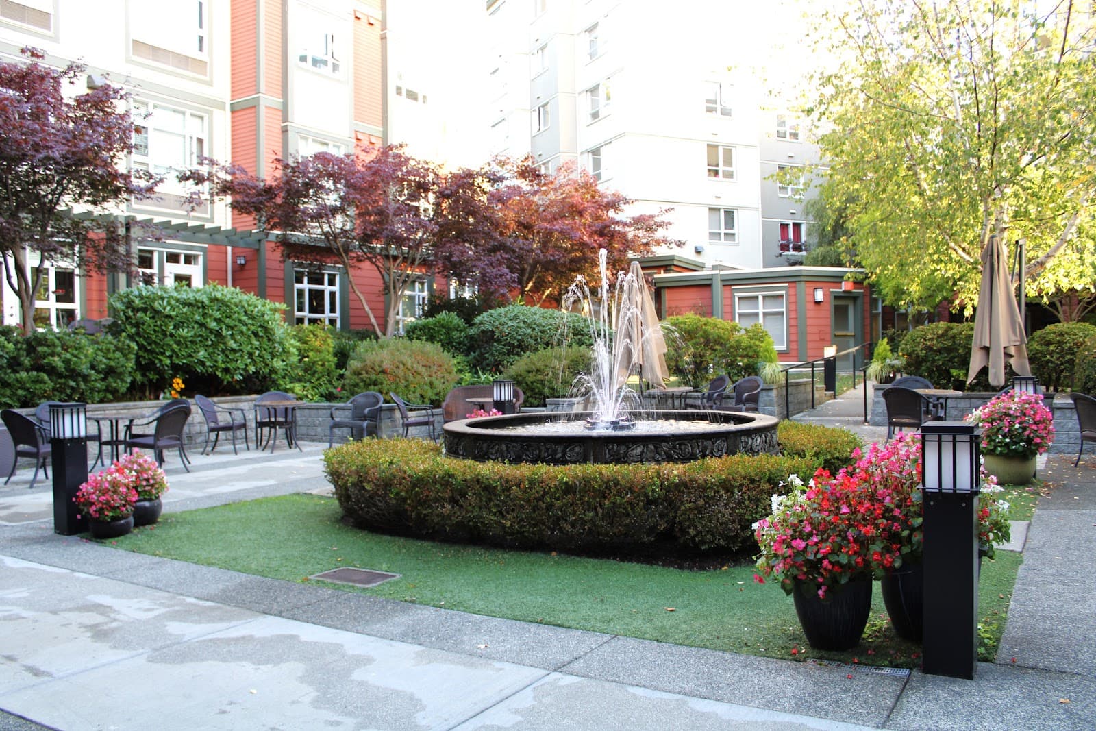 Shannon Oaks-Oak Bay, retirement home in Victoria