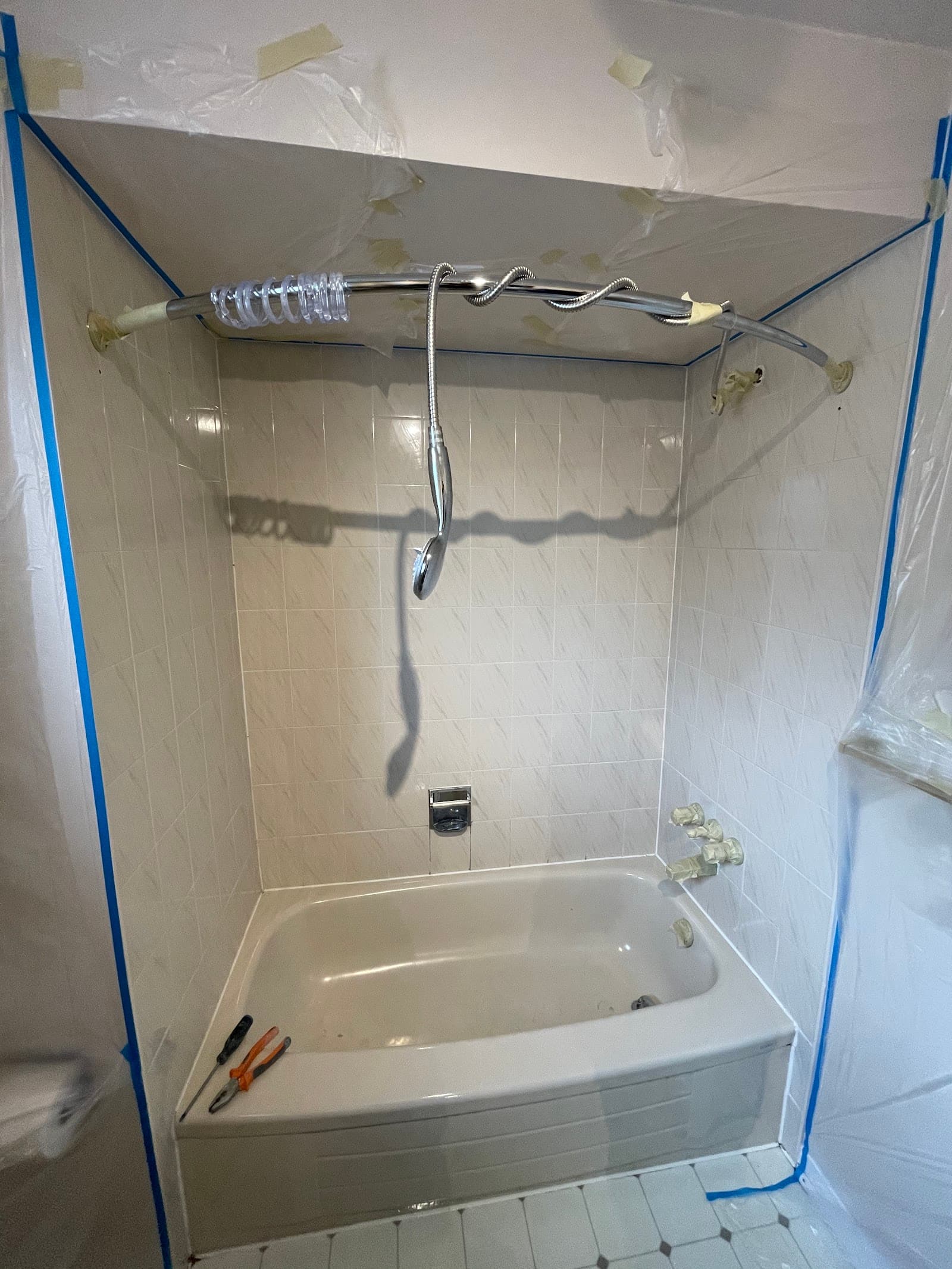Shiny Tub Reglazers photo 1
