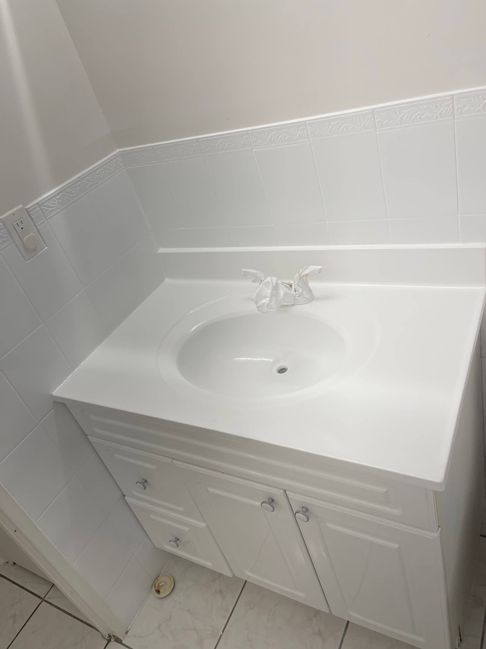 Shiny Tub Reglazers photo 5