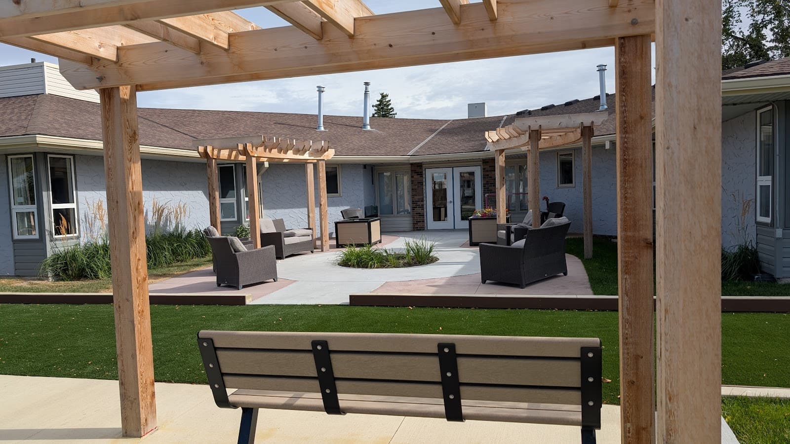 Silvera For Seniors - Beaverdam Commons & Townhomes photo 2