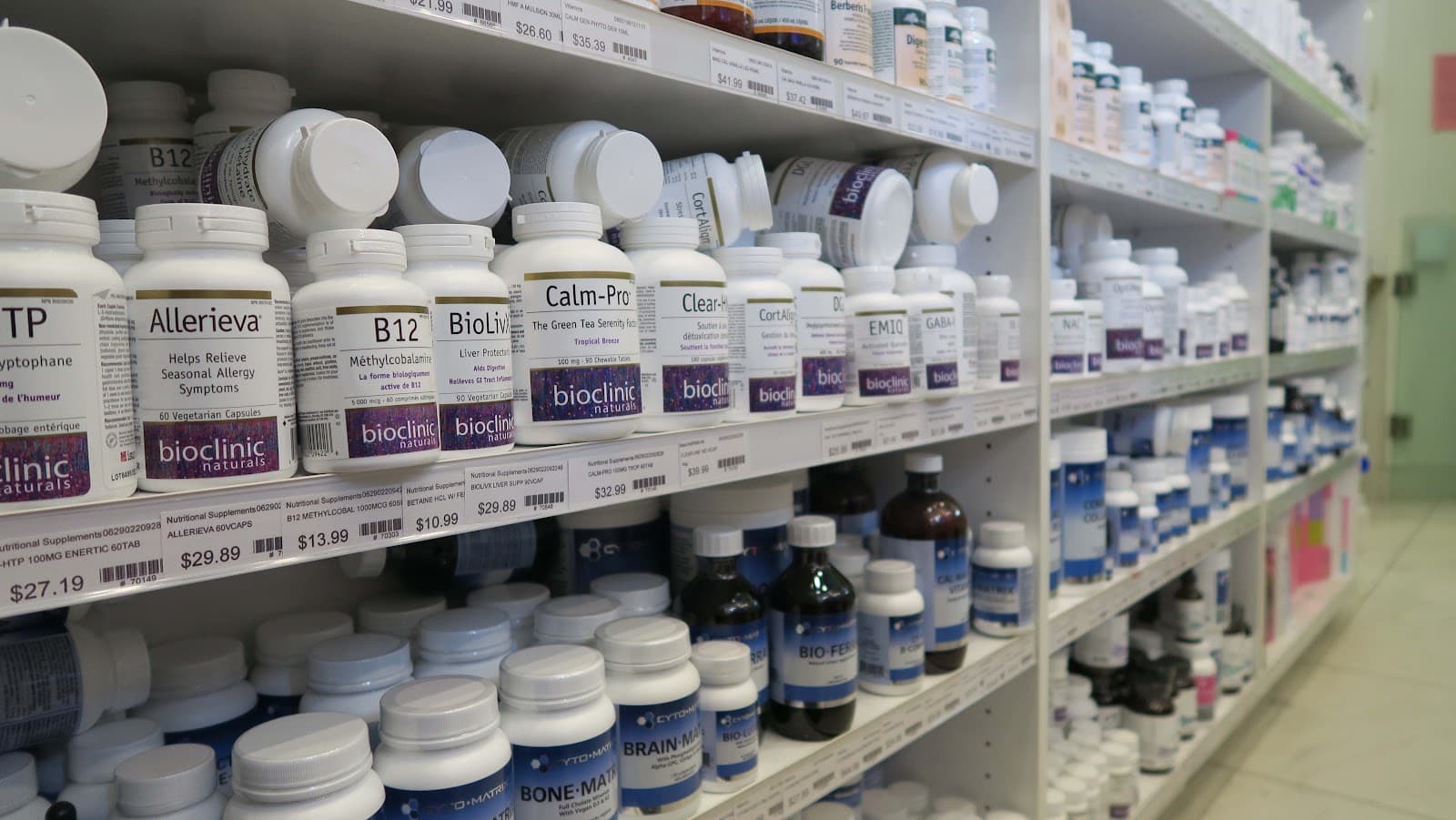 Sina Pharmacy & Health Centre photo 2