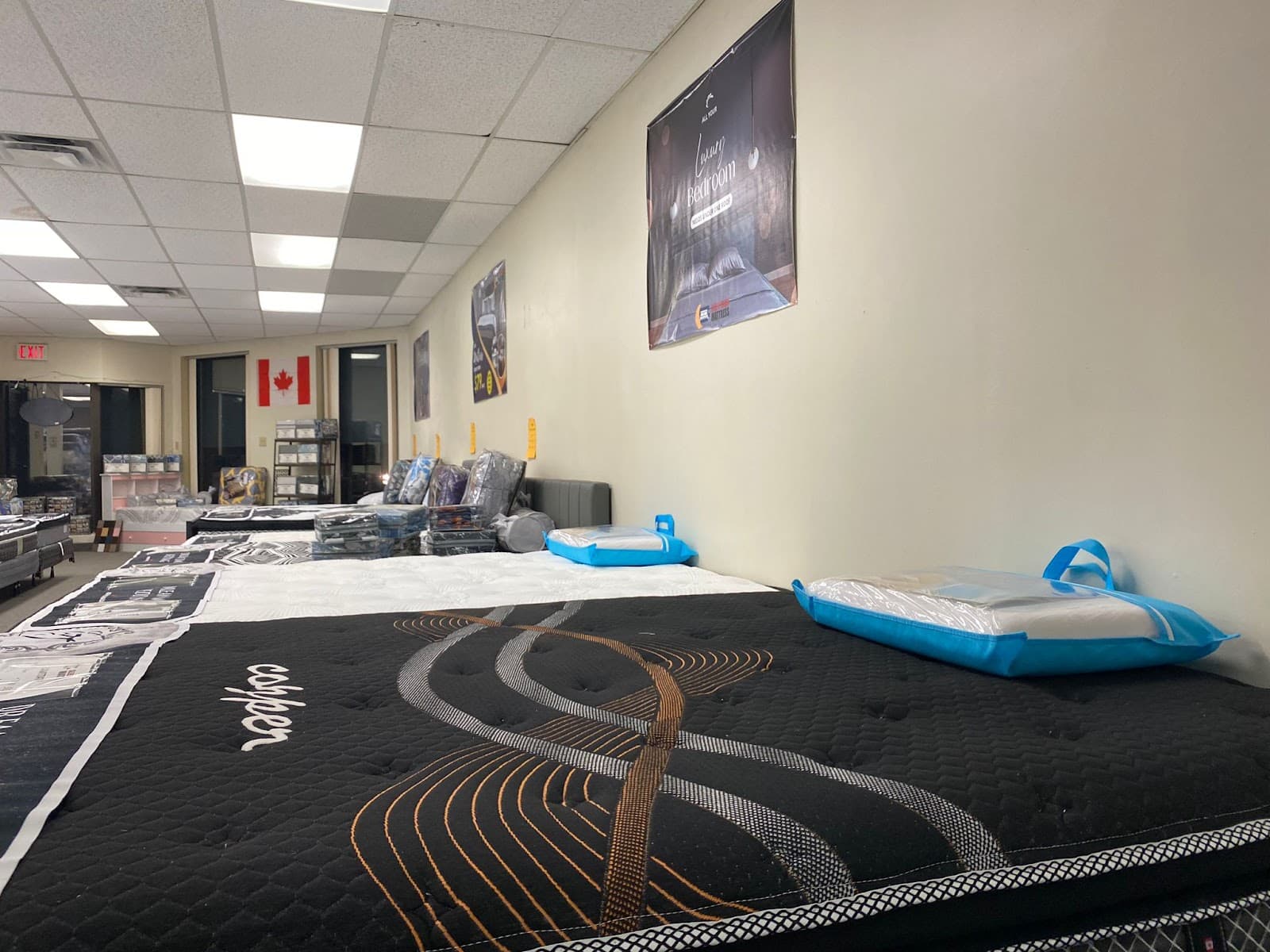 SLEEP TOWN MATTRESS & FURNITURE photo 3