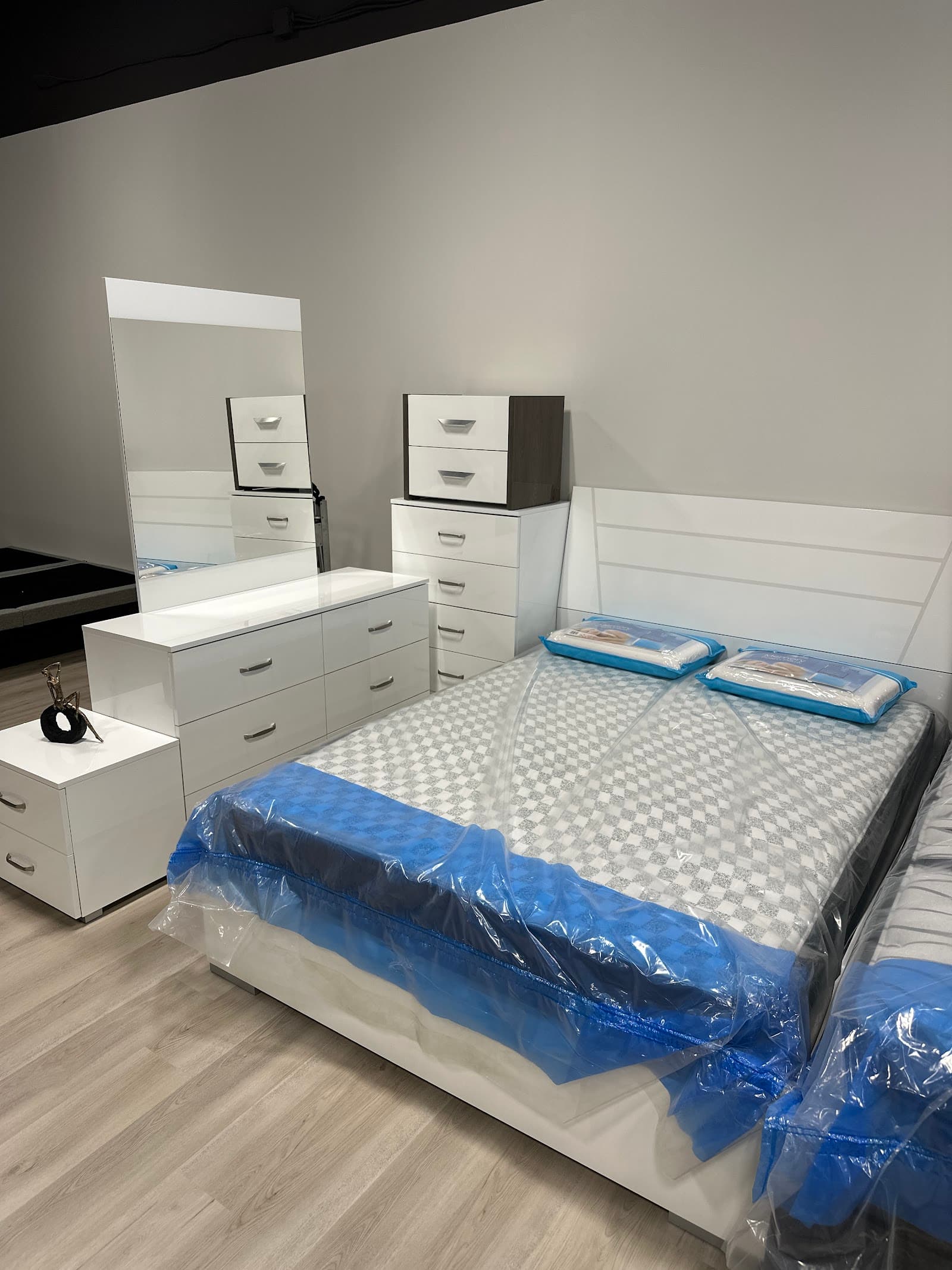 SM Home Mattress and Furniture Warehouse photo 2