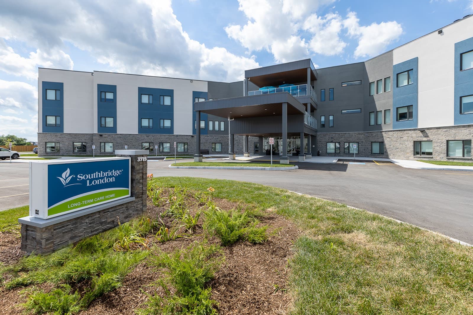 Southbridge London Long-Term Care Home photo 1 of 4