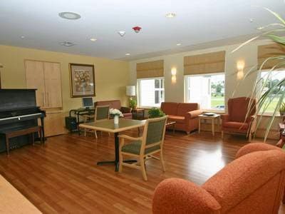 Southbridge Pinewood photo 1