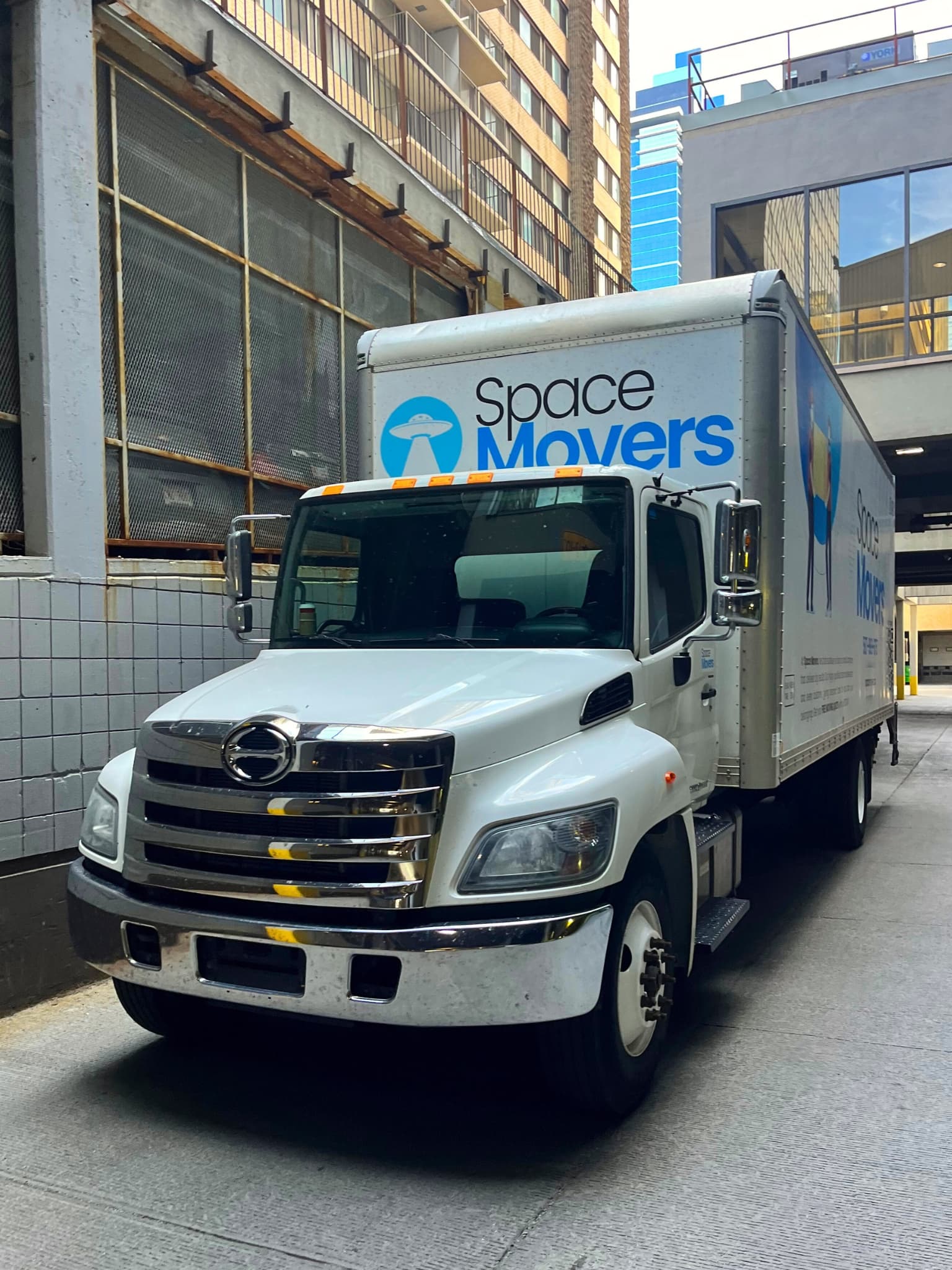 Space Movers photo 4