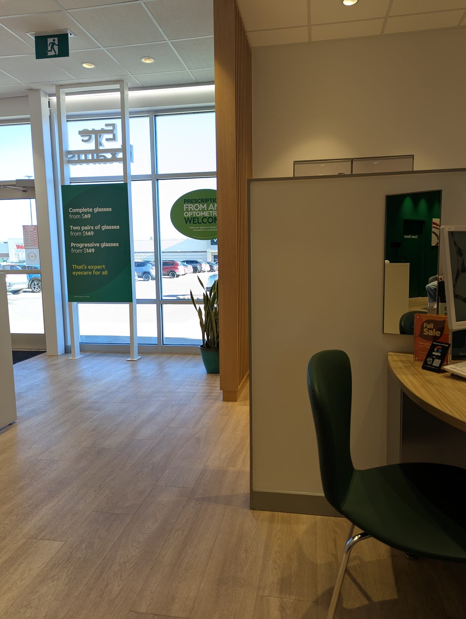 Specsavers SmartCentres Winnipeg West photo 3