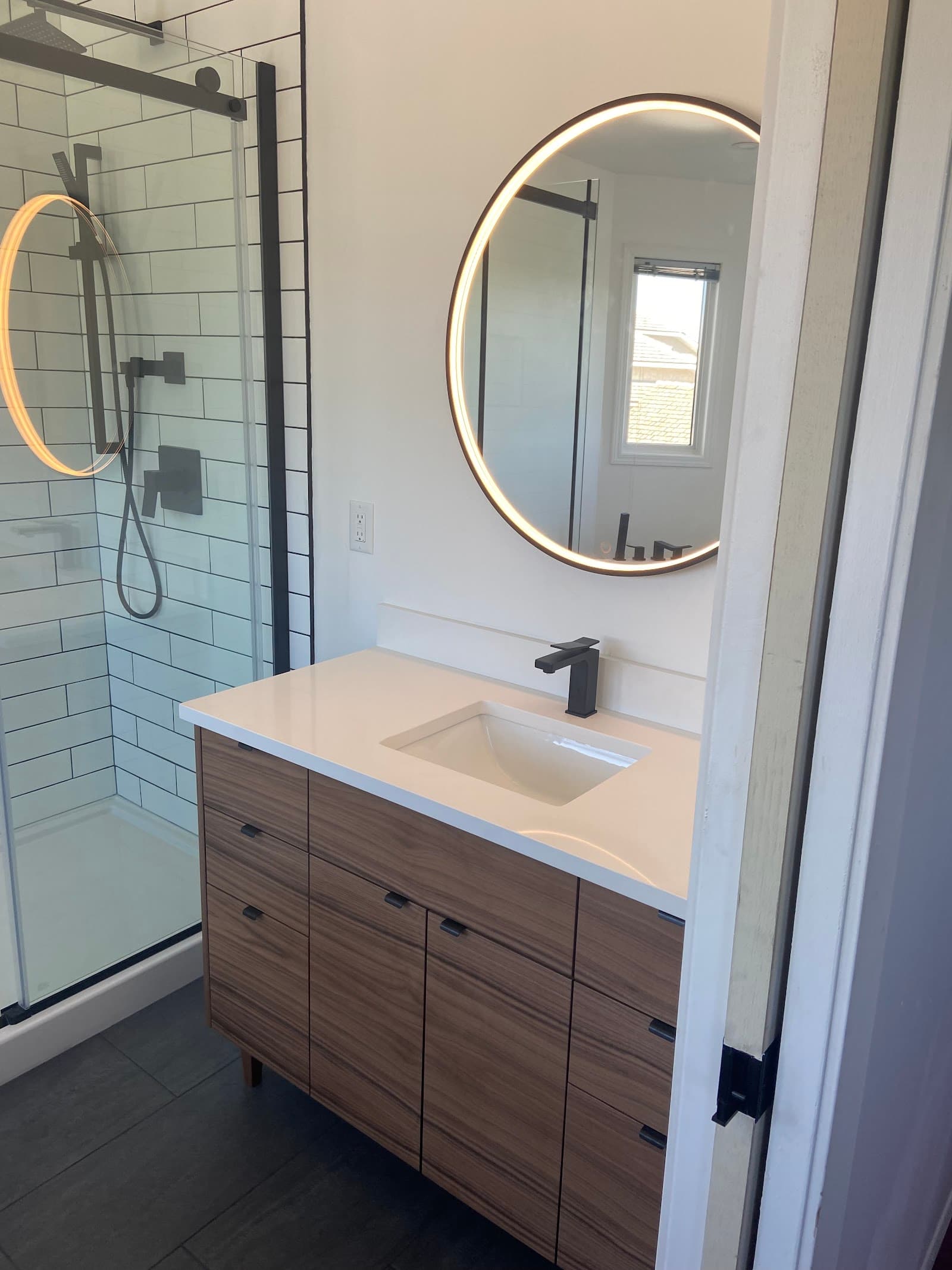 Splash Tub & Tile photo 5