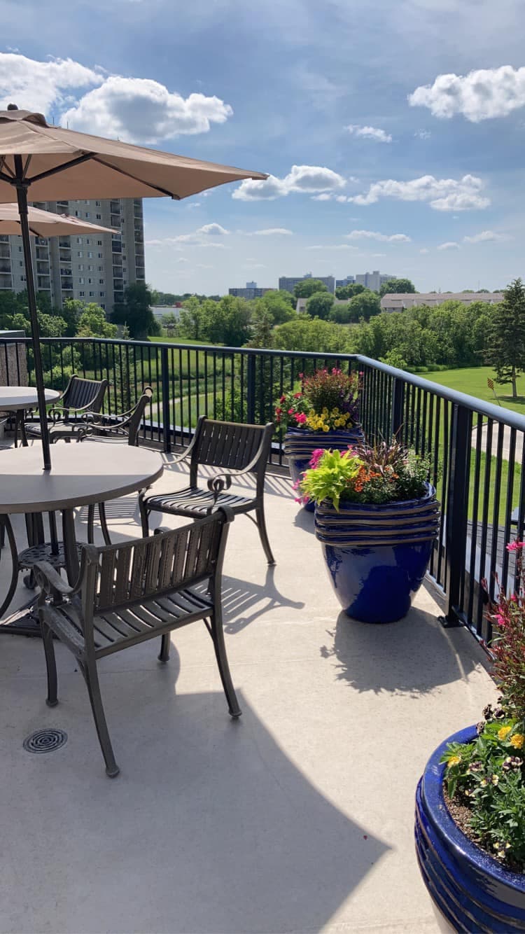 Sturgeon Creek Retirement Residence photo 3