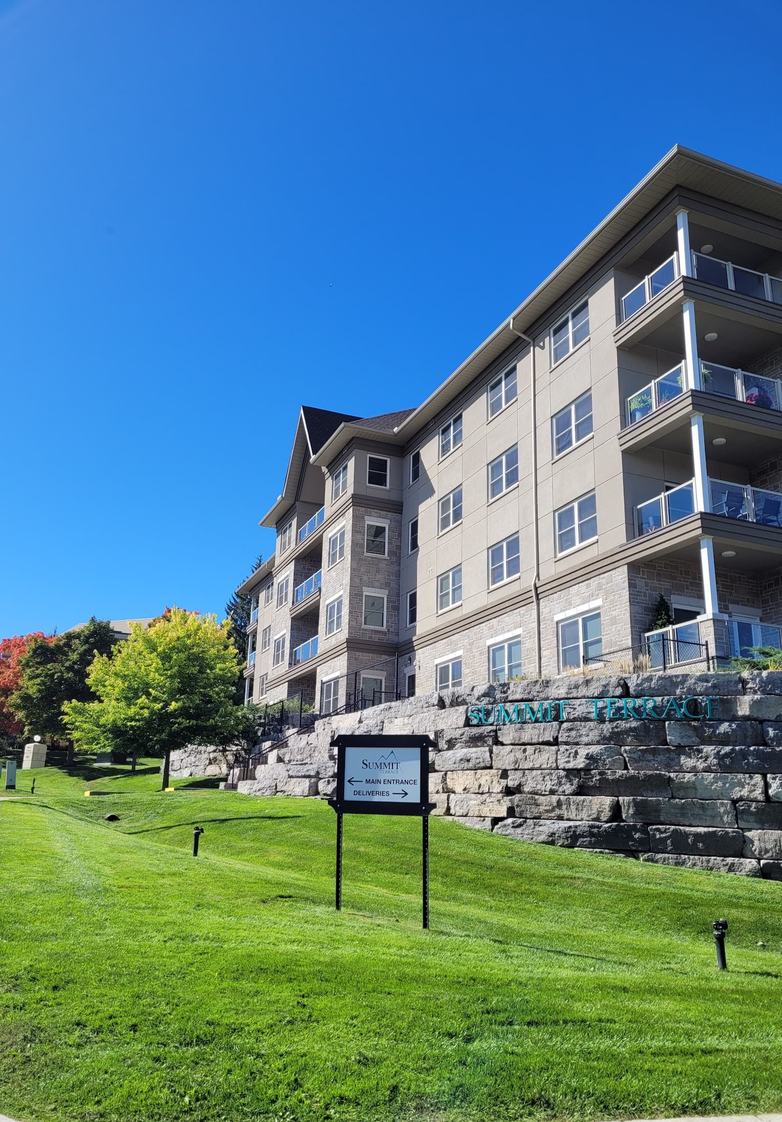 Summit Terrace Luxury Senior Apartments photo 2