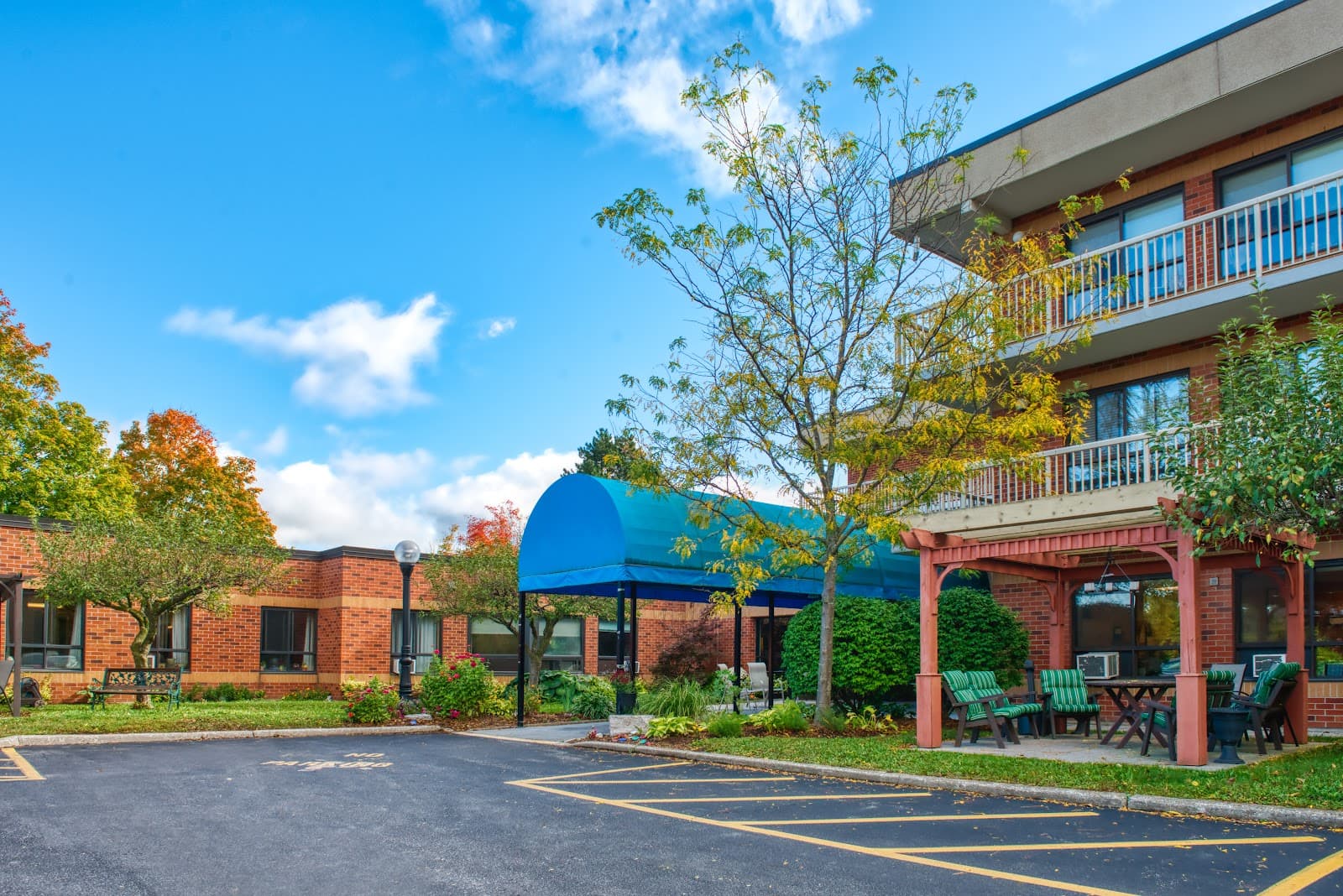 Telfer Place Retirement Residence photo 1 of 4